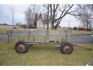 Property photo 28 - PERSONAL PROPERTY & ANTIQUE TRACTORS AUCTION IN HUNTINGTON COUNTY, INDIANA