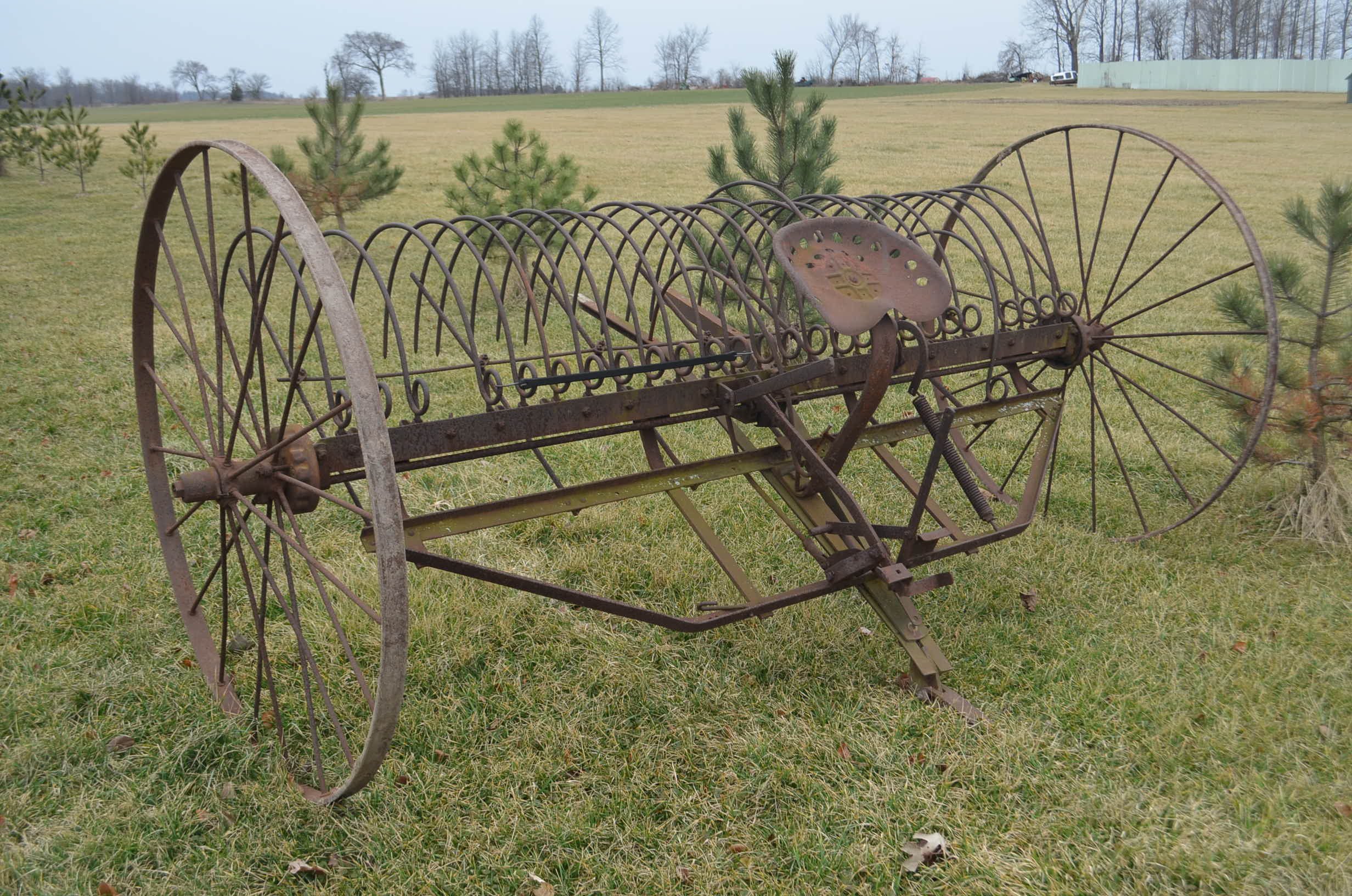 Property photo 37 - PERSONAL PROPERTY & ANTIQUE TRACTORS AUCTION IN HUNTINGTON COUNTY, INDIANA