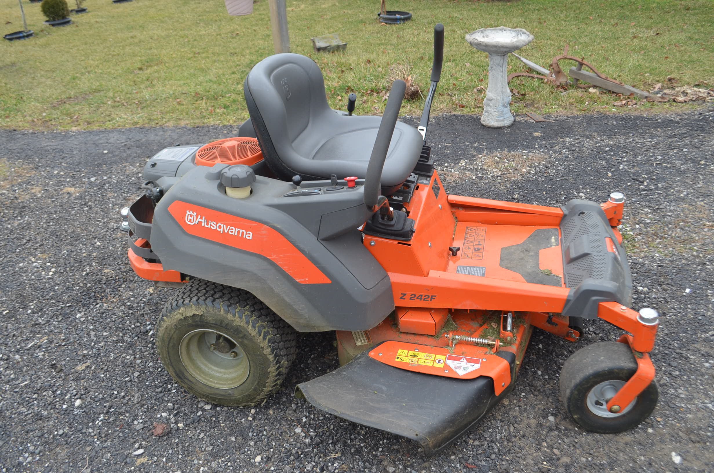 Property photo 49 - PERSONAL PROPERTY & ANTIQUE TRACTORS AUCTION IN HUNTINGTON COUNTY, INDIANA