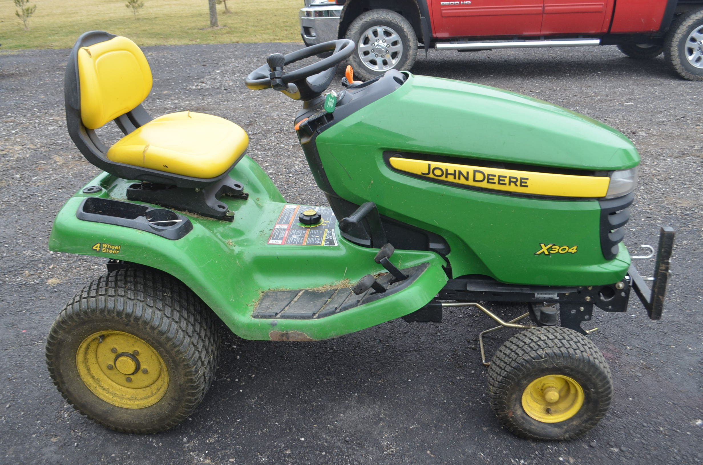 Property photo 53 - PERSONAL PROPERTY & ANTIQUE TRACTORS AUCTION IN HUNTINGTON COUNTY, INDIANA