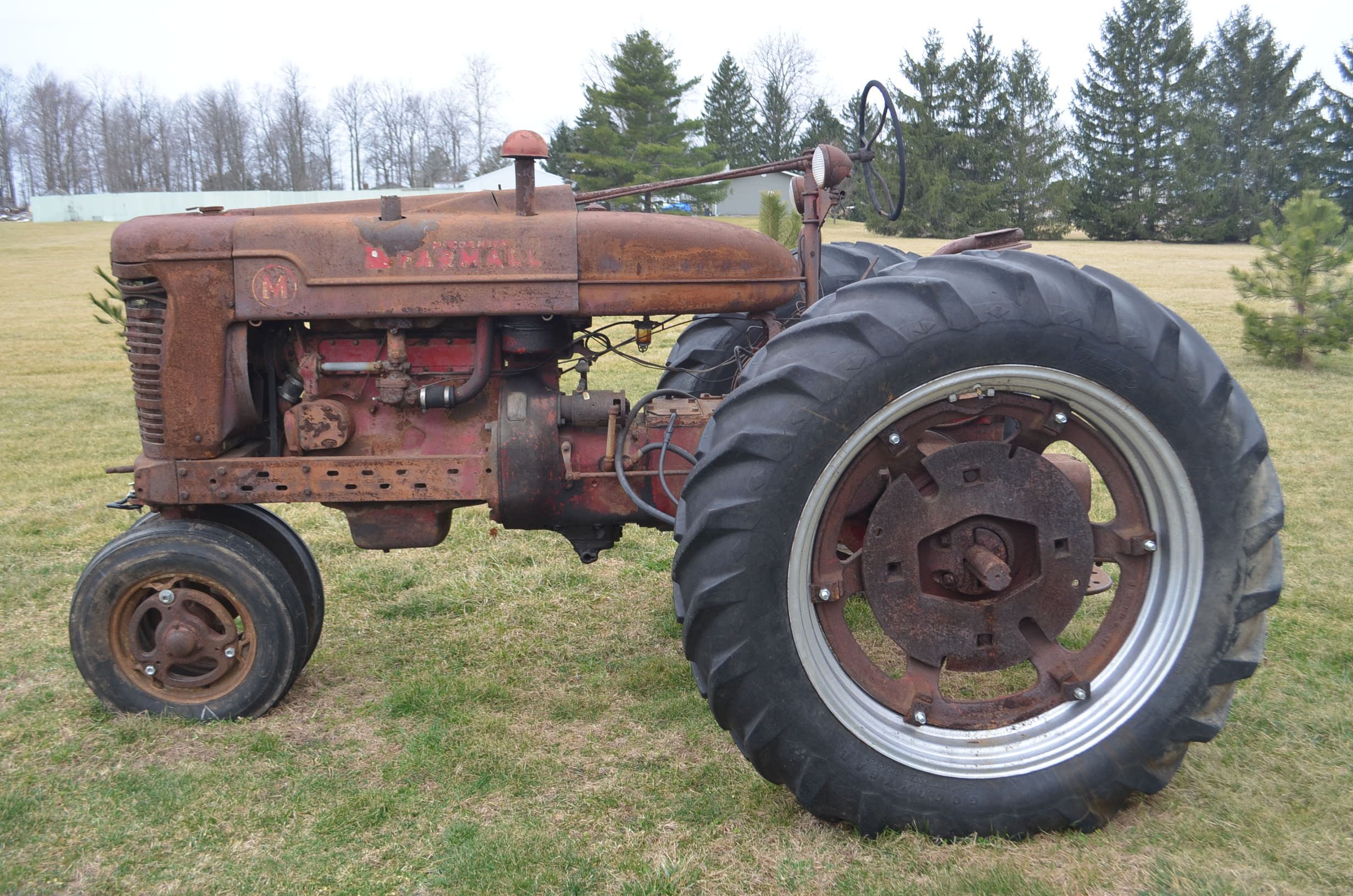 Property photo 6 - PERSONAL PROPERTY & ANTIQUE TRACTORS AUCTION IN HUNTINGTON COUNTY, INDIANA