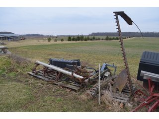 Property photo 32 - PERSONAL PROPERTY & ANTIQUE TRACTORS AUCTION IN HUNTINGTON COUNTY, INDIANA