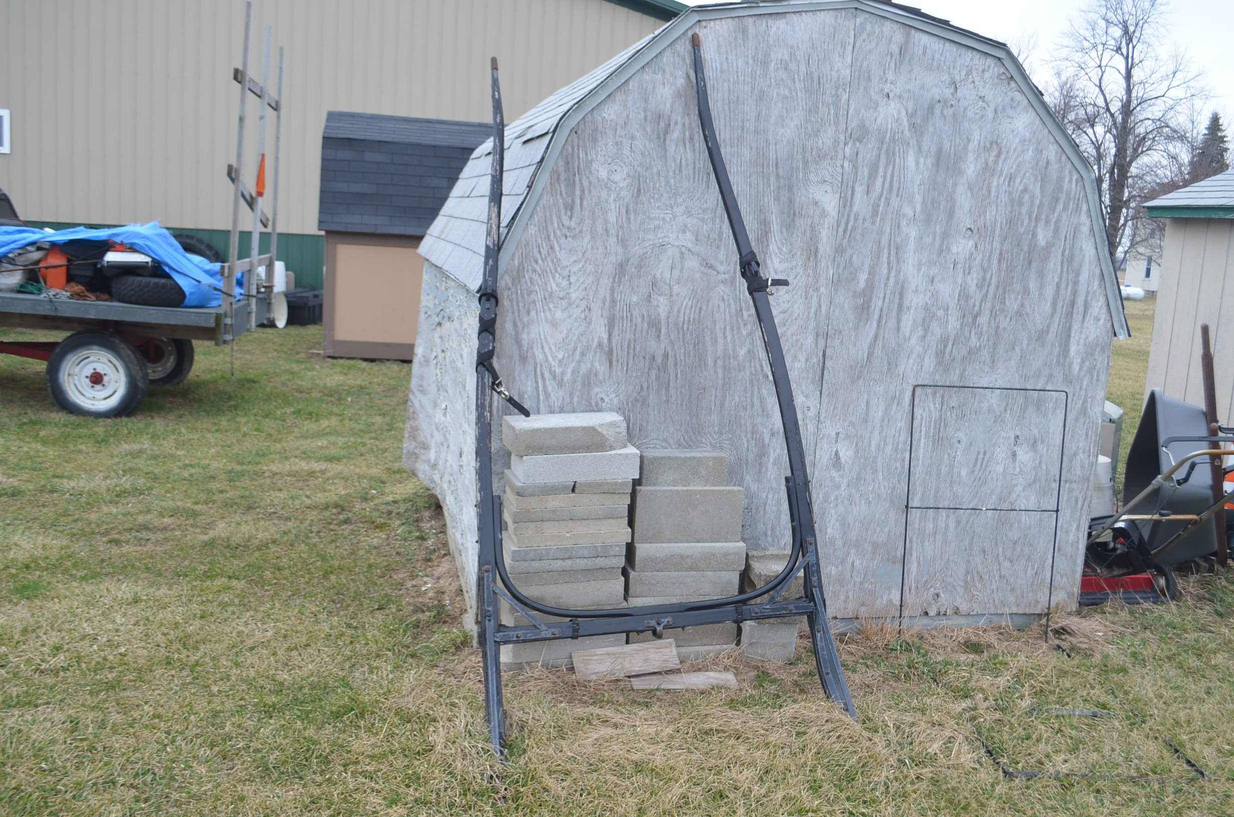 Property photo 57 - PERSONAL PROPERTY & ANTIQUE TRACTORS AUCTION IN HUNTINGTON COUNTY, INDIANA