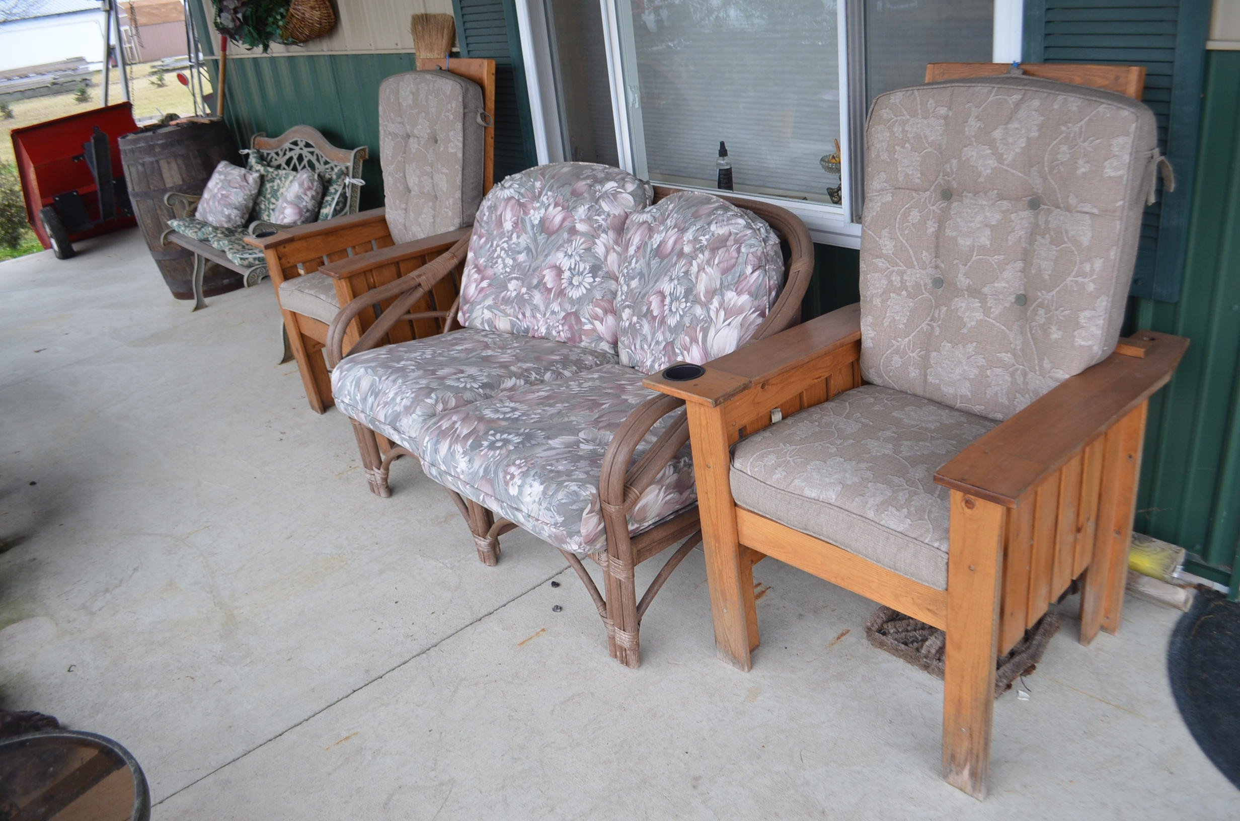 Property photo 77 - PERSONAL PROPERTY & ANTIQUE TRACTORS AUCTION IN HUNTINGTON COUNTY, INDIANA