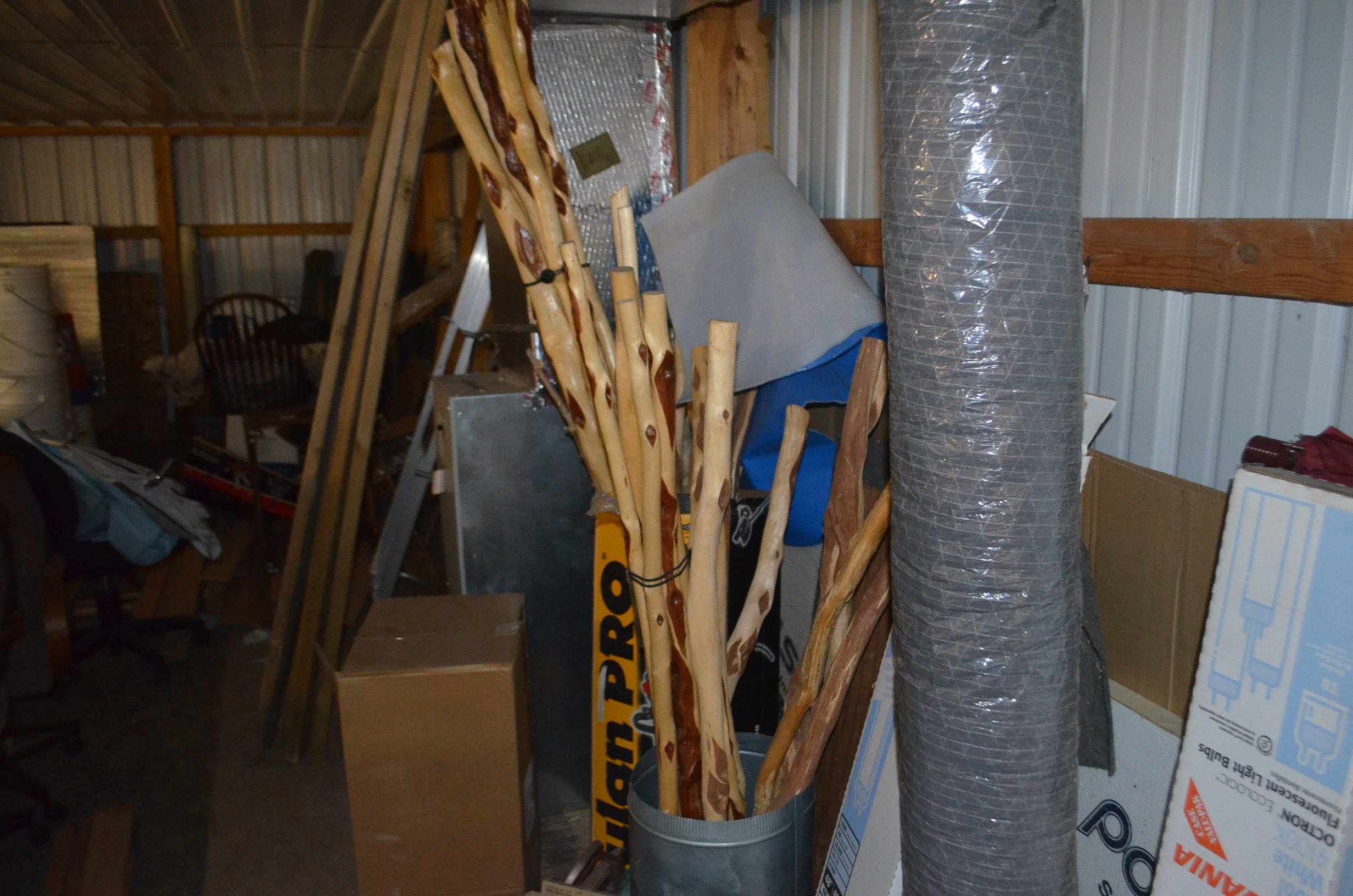 Property photo 97 - PERSONAL PROPERTY & ANTIQUE TRACTORS AUCTION IN HUNTINGTON COUNTY, INDIANA