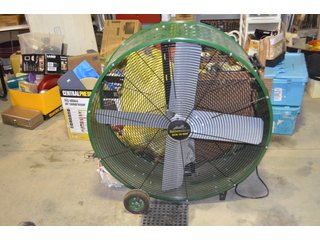 Property photo 111 - PERSONAL PROPERTY & ANTIQUE TRACTORS AUCTION IN HUNTINGTON COUNTY, INDIANA
