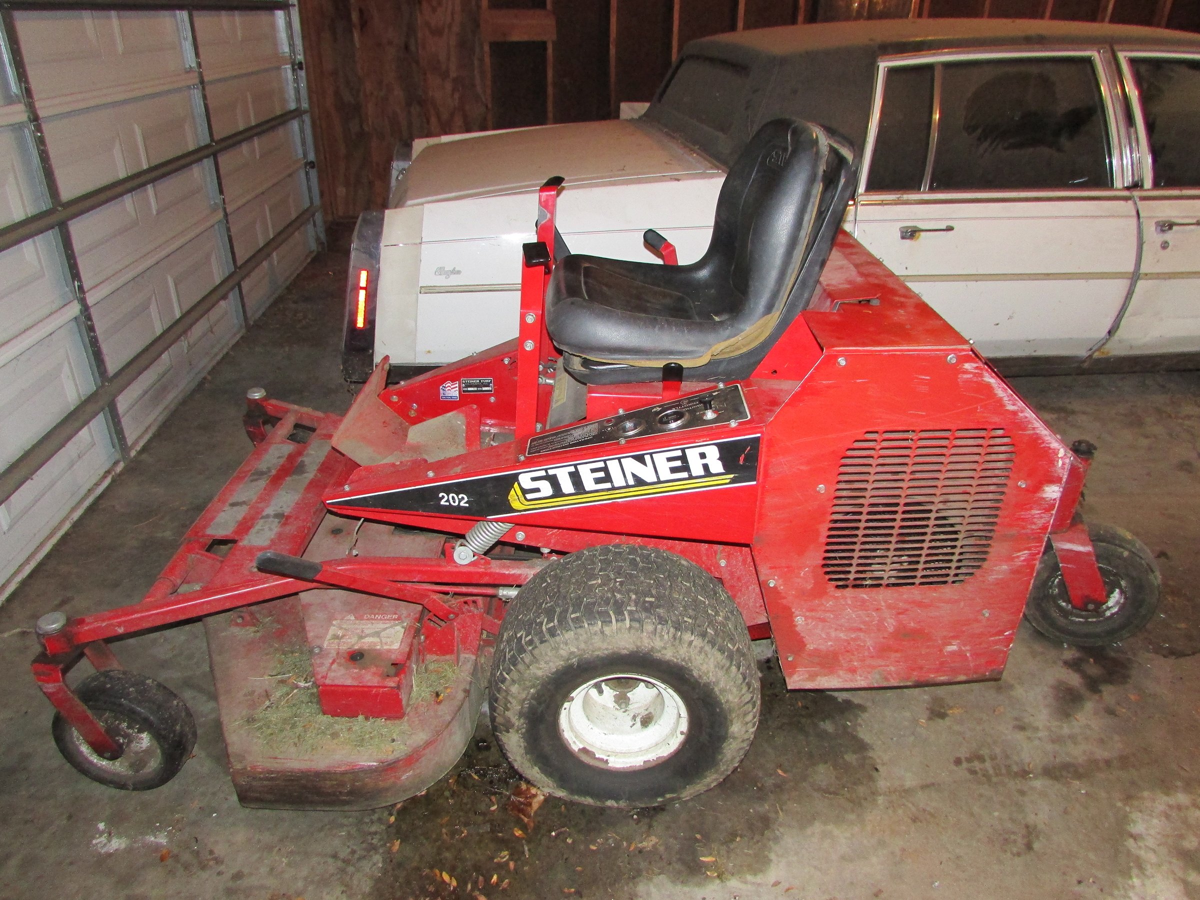 Property photo 121 - PERSONAL PROPERTY AUCTION IN WHITLEY COUNTY, INDIANA