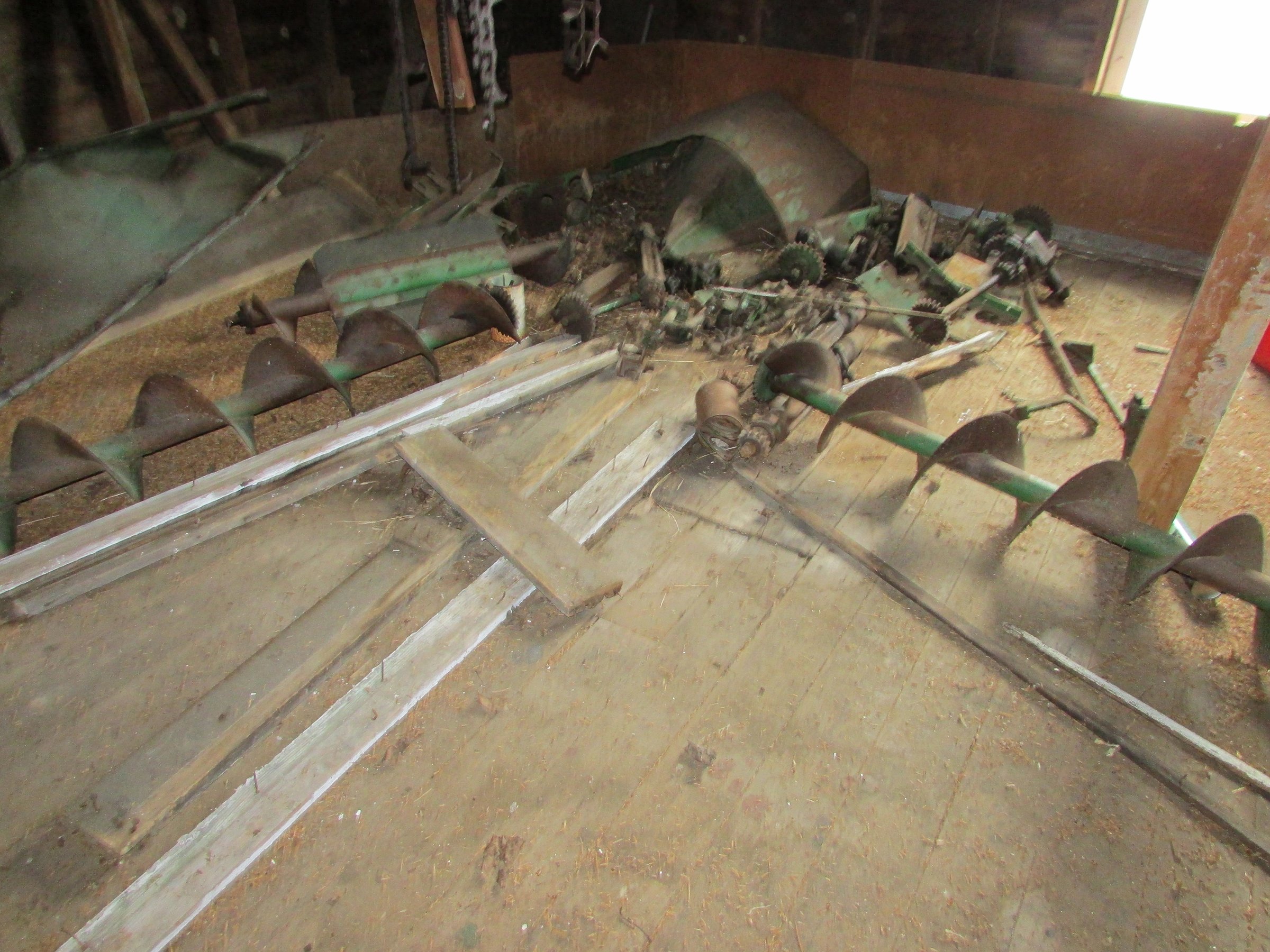 Property photo 83 - PERSONAL PROPERTY AUCTION IN WHITLEY COUNTY, INDIANA