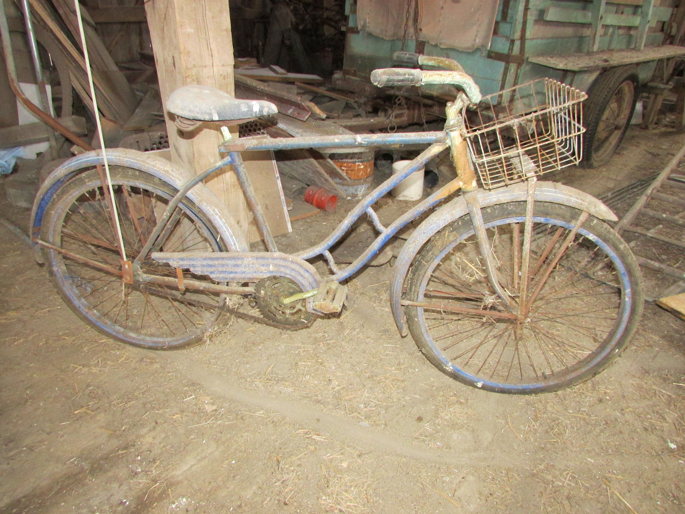 Property photo 90 - PERSONAL PROPERTY AUCTION IN WHITLEY COUNTY, INDIANA