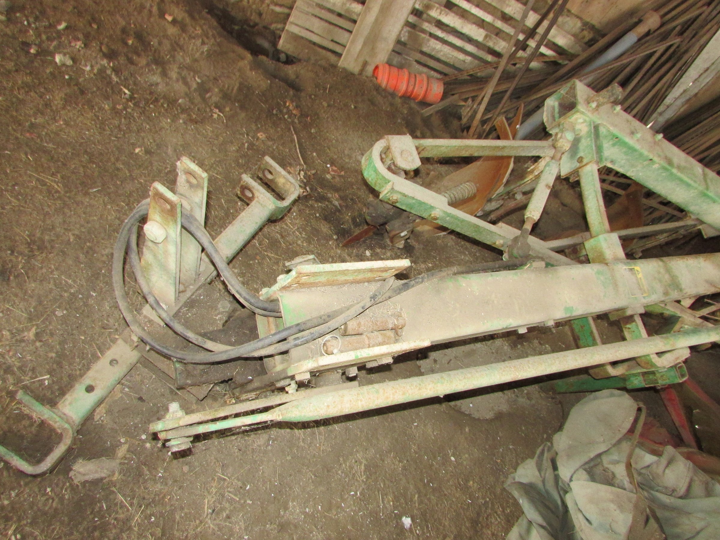 Property photo 99 - PERSONAL PROPERTY AUCTION IN WHITLEY COUNTY, INDIANA