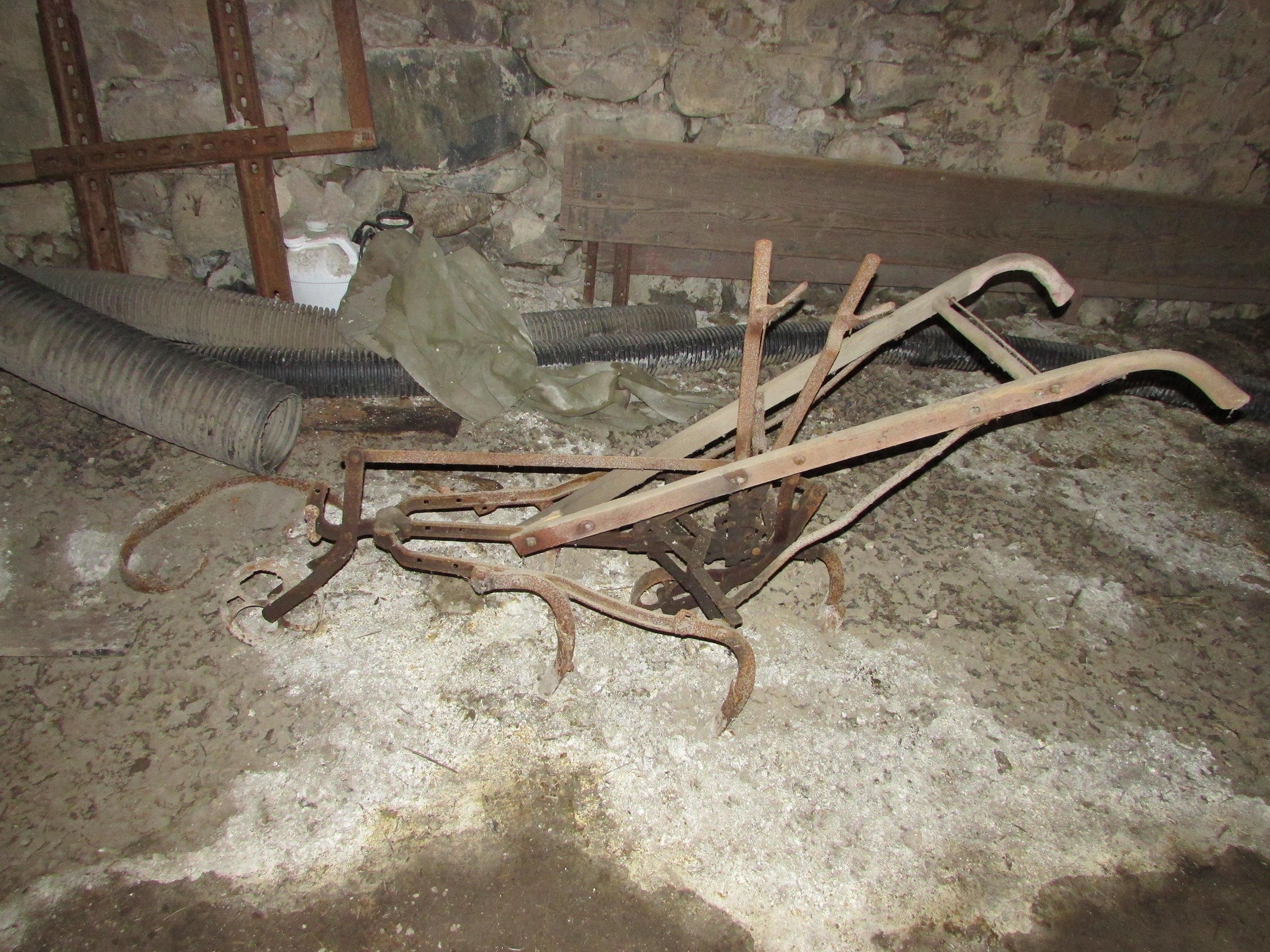 Property photo 81 - PERSONAL PROPERTY AUCTION IN WHITLEY COUNTY, INDIANA