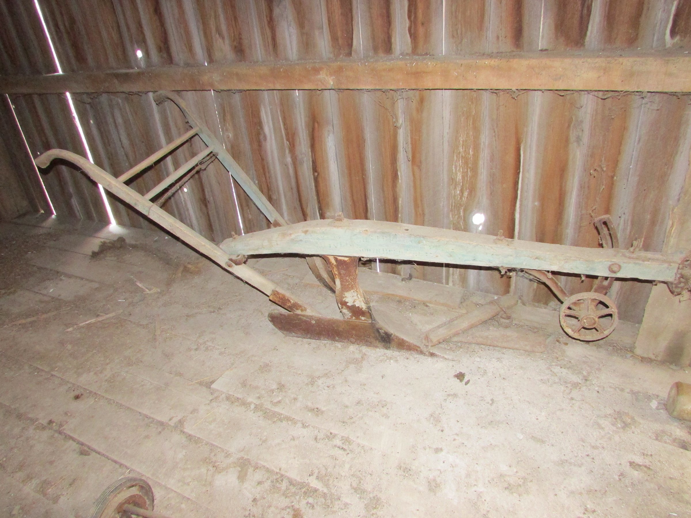 Property photo 95 - PERSONAL PROPERTY AUCTION IN WHITLEY COUNTY, INDIANA