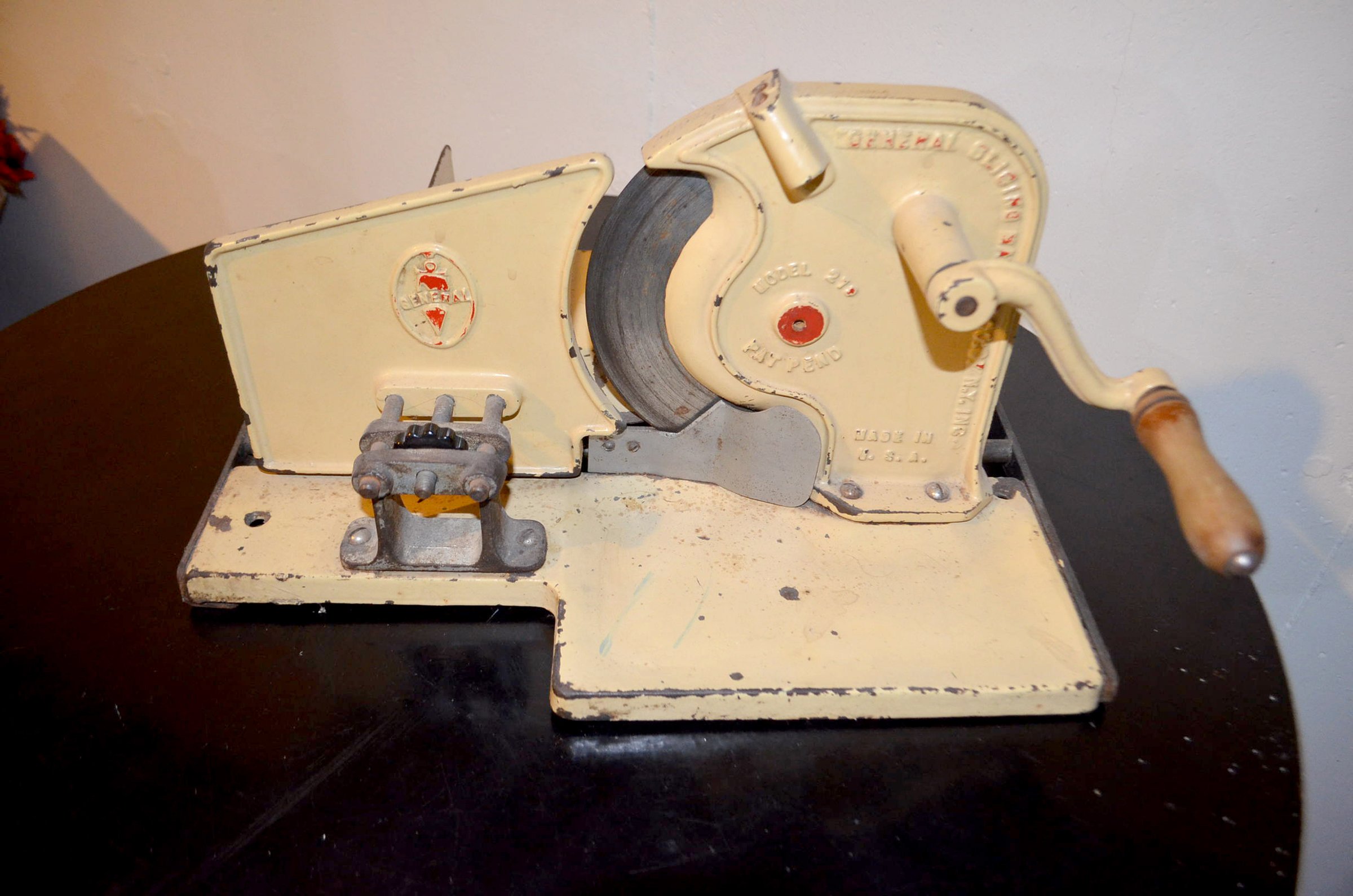 Property photo 1 - PERSONAL PROPERTY AUCTION IN ALLEN COUNTY, INDIANA - REAL ESTATE ON SEPARATE DATE