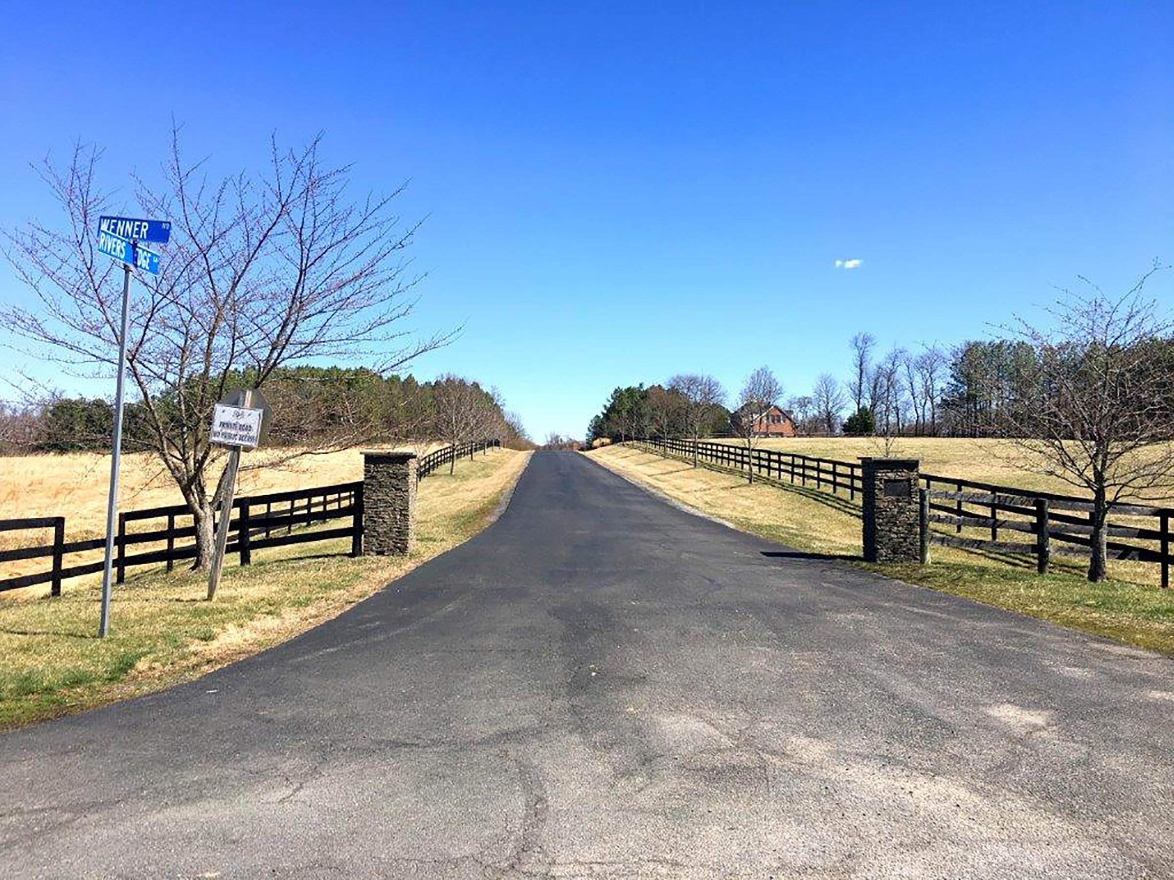 Entrance to Tracts 5 & 6 - Loudoun Co., VA - ABSOLUTE REAL ESTATE AUCTION - 222.5+/- ACRES OFFERED IN 7 TRACTS IN FREDERICK CO., MD, LOUDOUN CO., VA & JEFFERSON CO., WV