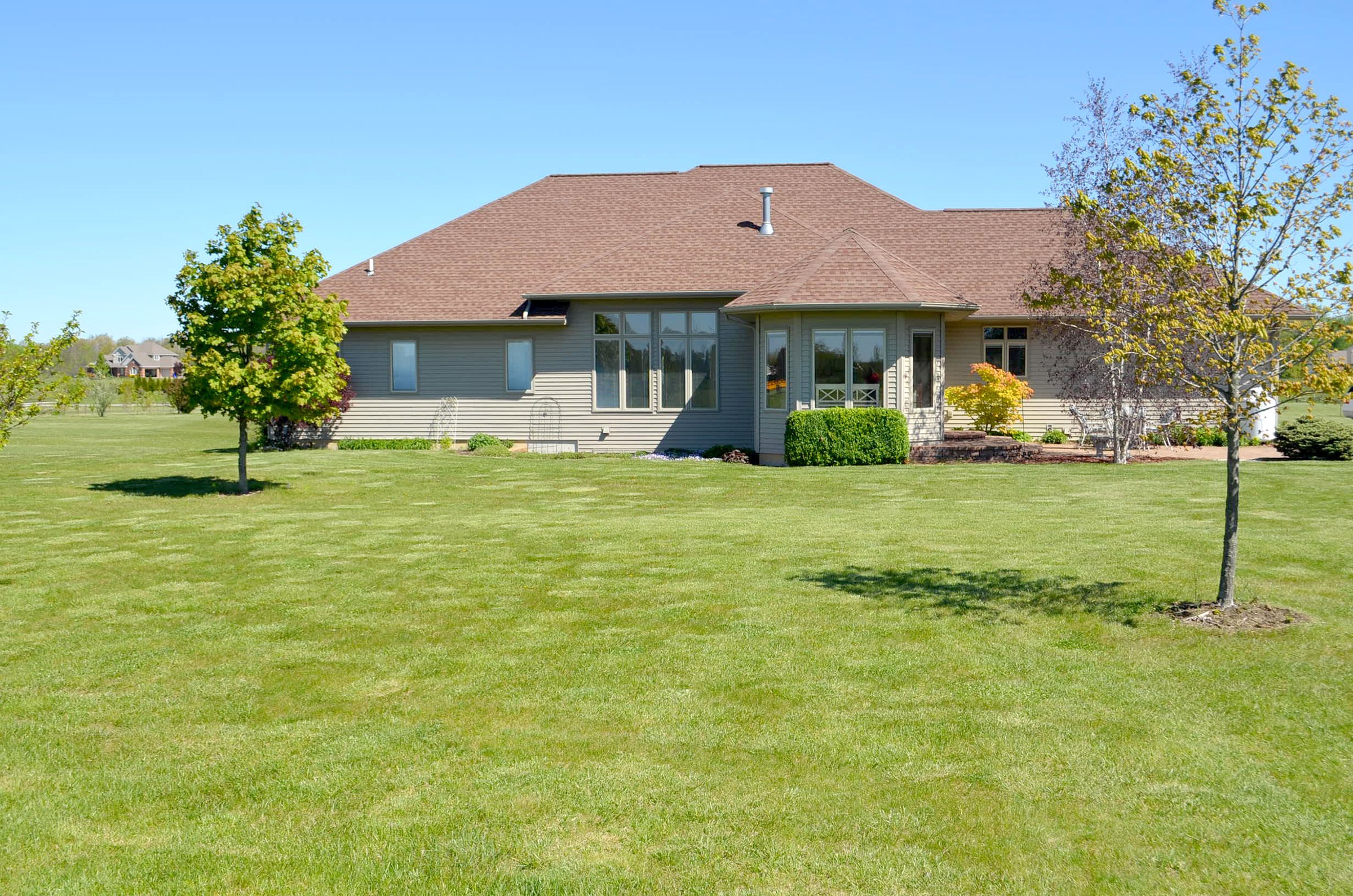 Property photo 12 - 2 AUCTIONS - 2 DATES - REAL ESTATE & PERSONAL PROPERTY AUCTION IN ALLEN COUNTY, INDIANA