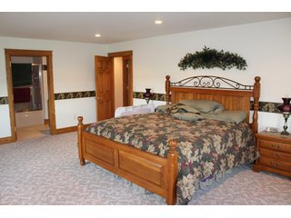 Tract 5 - REAL ESTATE AUCTION - 1,428+/- ACRES OFFERED IN 10 TRACTS IN PRICE CO., WI