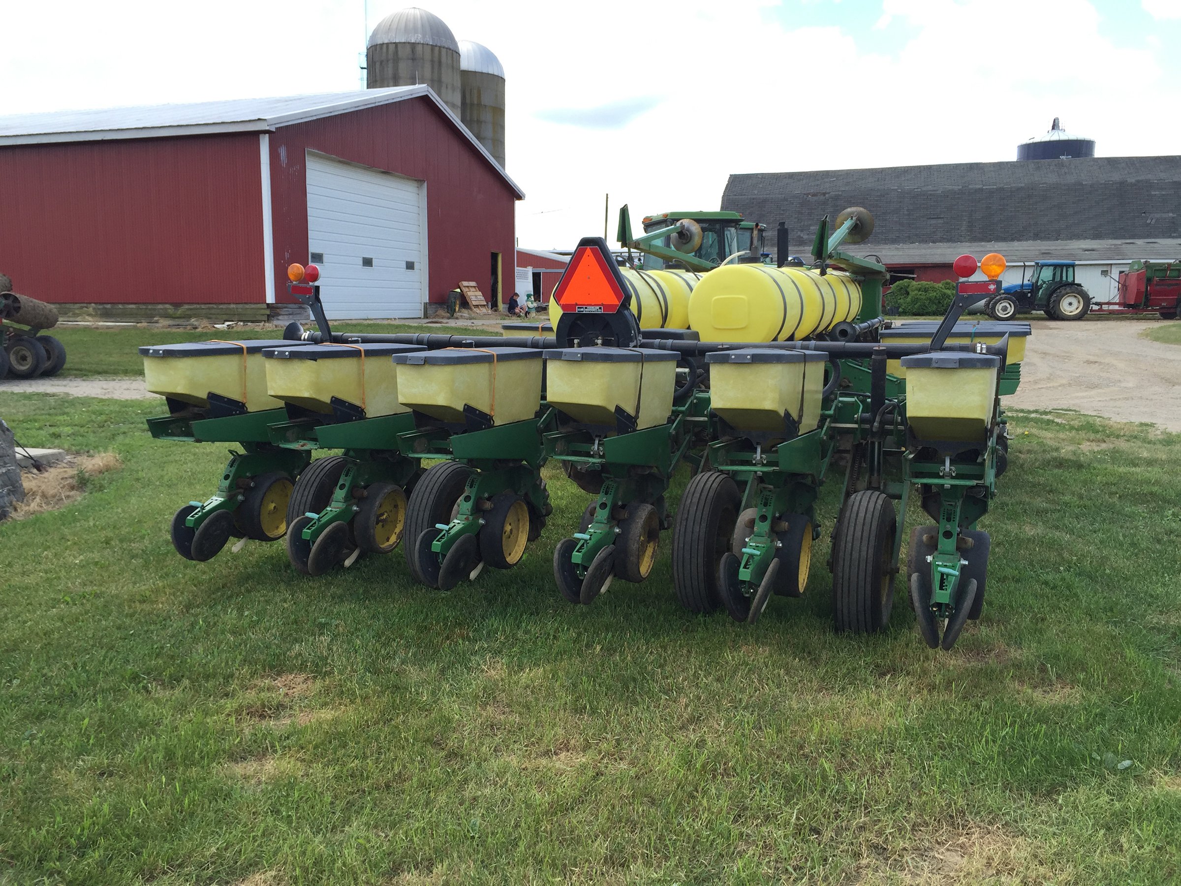 Property photo 37 - FARM EQUIPMENT AUCTION IN HILLSDALE COUNTY, MICHIGAN