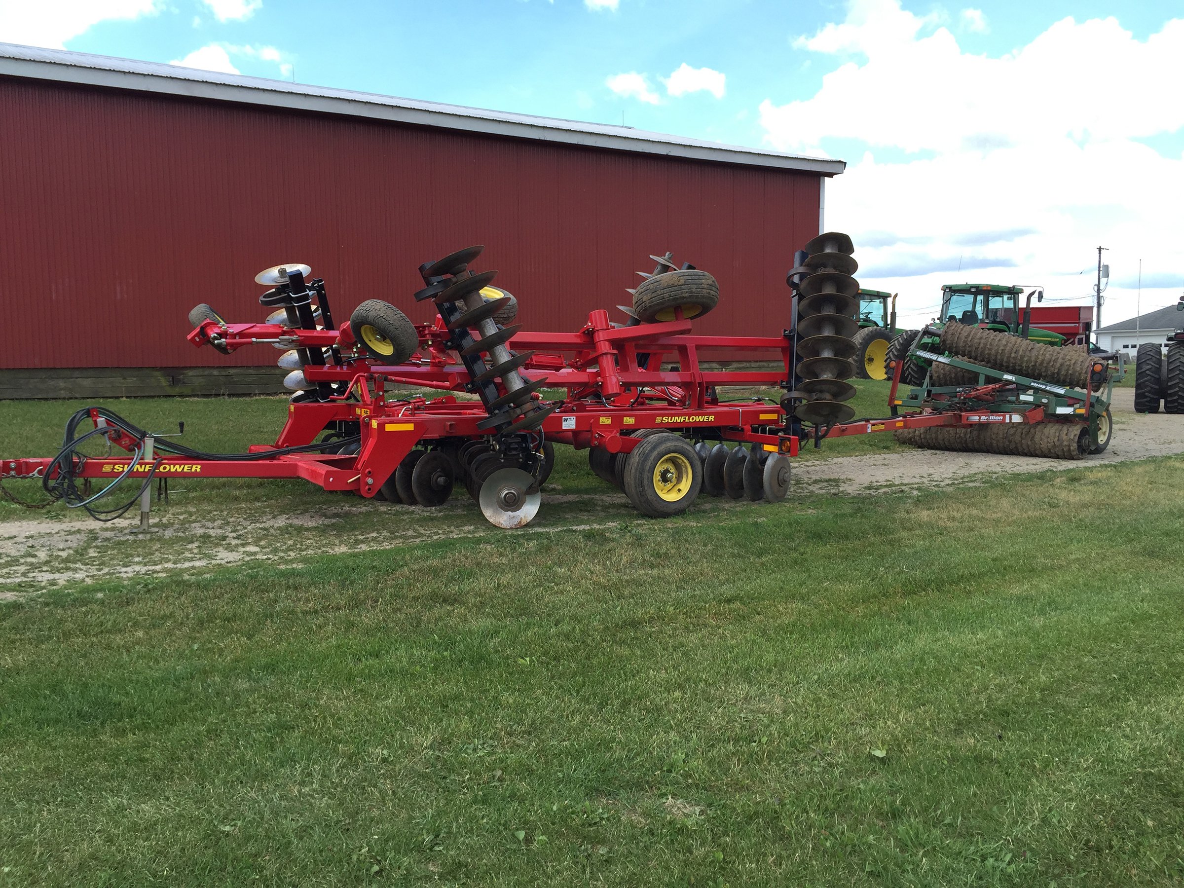 Property photo 38 - FARM EQUIPMENT AUCTION IN HILLSDALE COUNTY, MICHIGAN