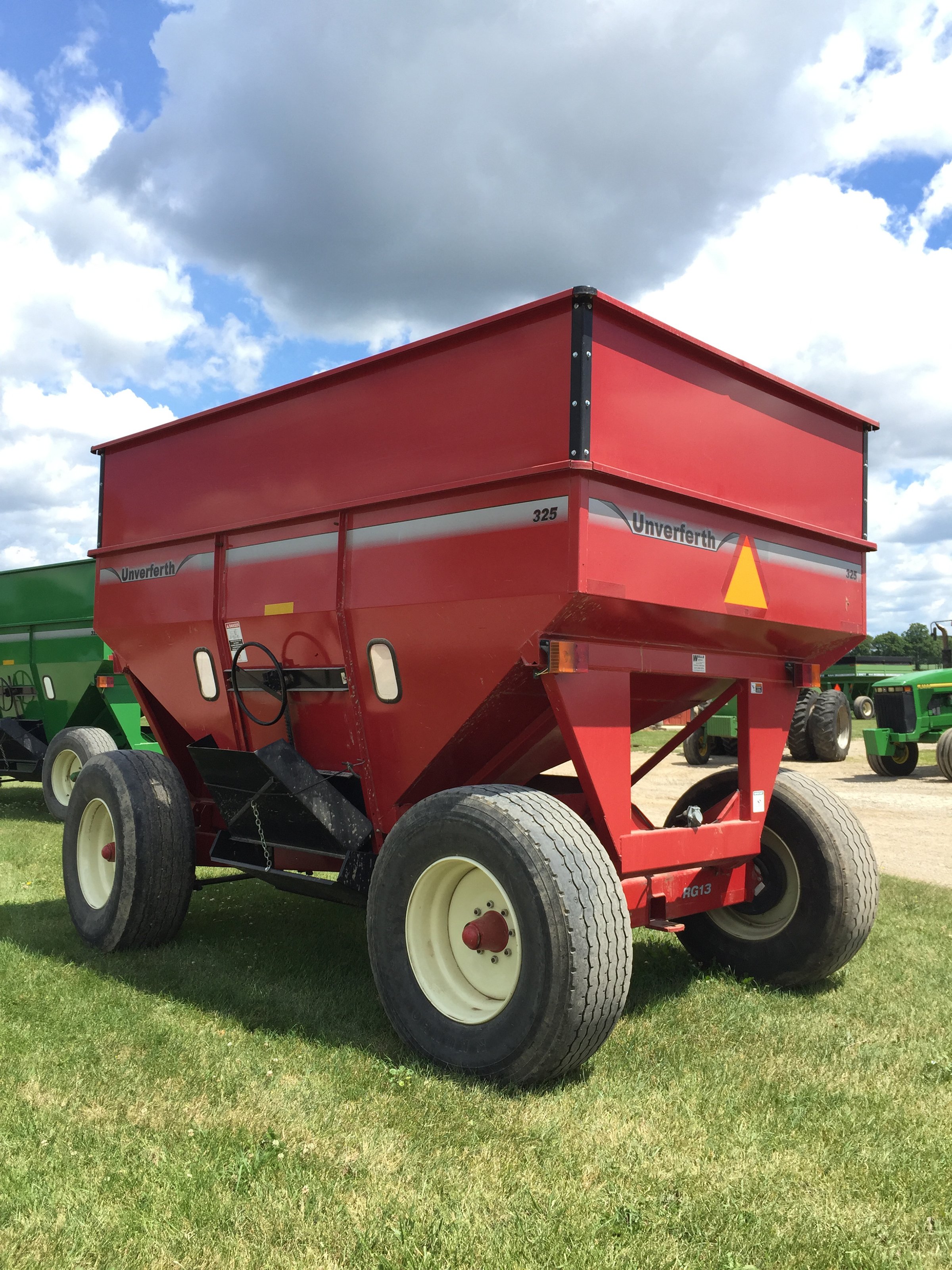 Property photo 87 - FARM EQUIPMENT AUCTION IN HILLSDALE COUNTY, MICHIGAN