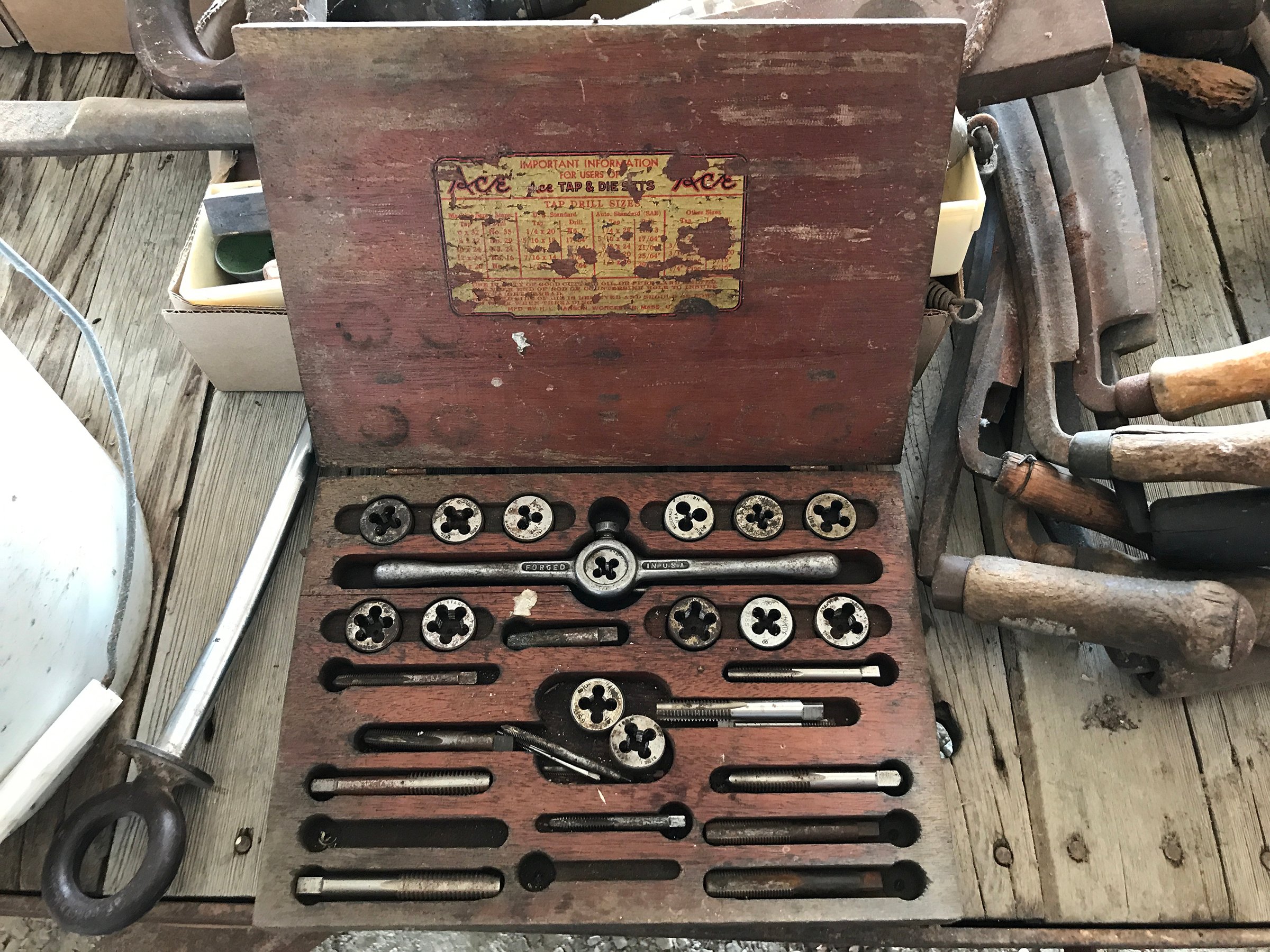 Property photo 98 - PERSONAL PROPERTY ANTIQUE & COLLECTIBLES AUCTION IN DEKALB CO., INDIANA