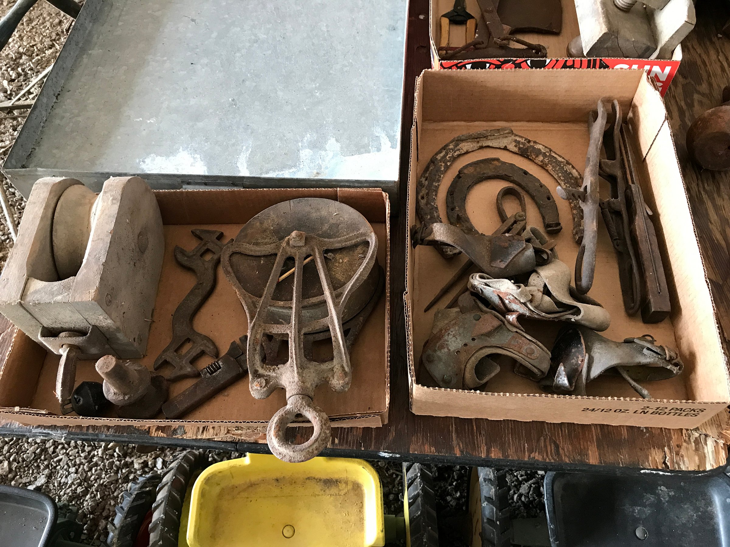 Property photo 138 - PERSONAL PROPERTY ANTIQUE & COLLECTIBLES AUCTION IN DEKALB CO., INDIANA