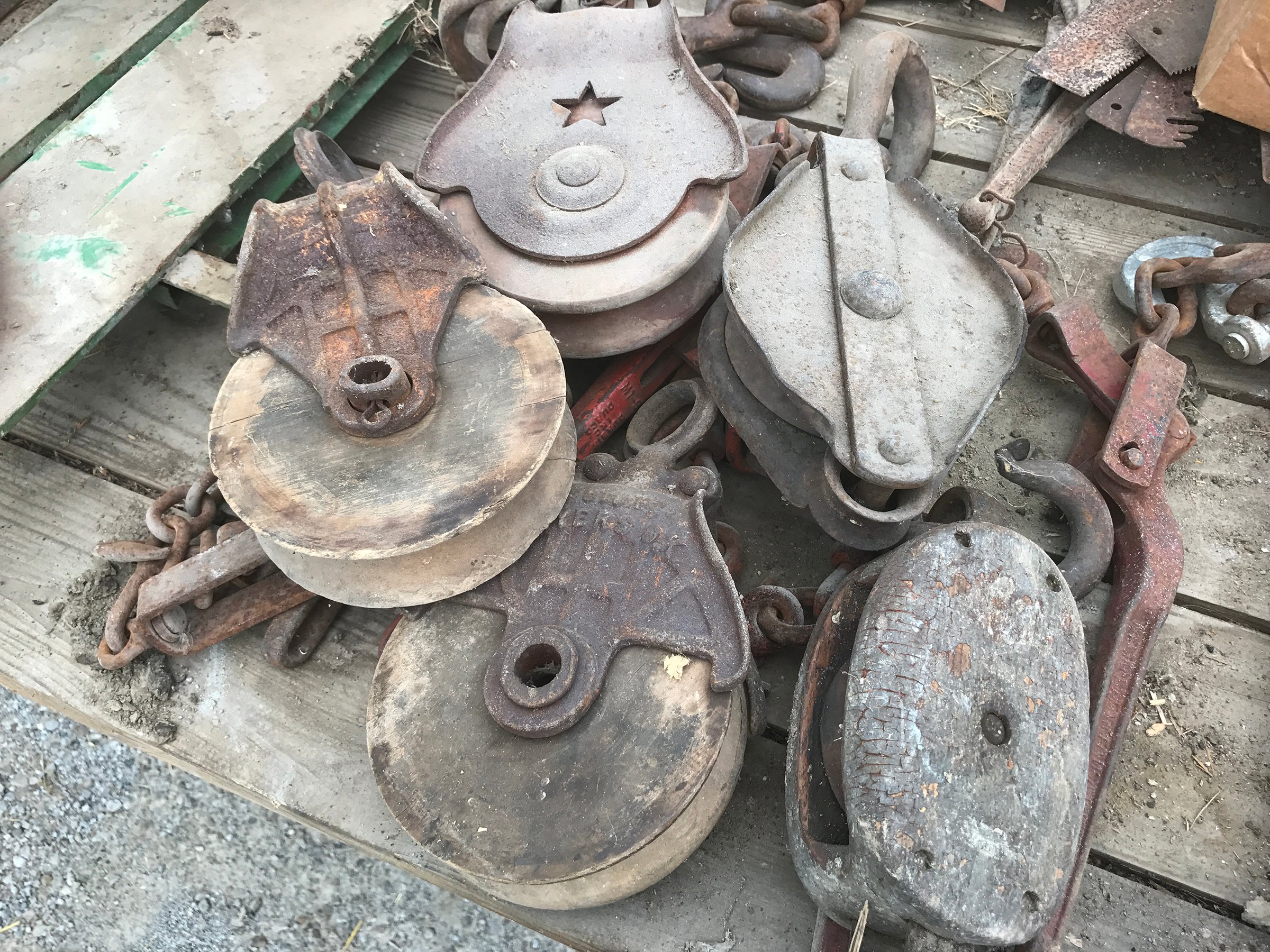 Property photo 129 - PERSONAL PROPERTY ANTIQUE & COLLECTIBLES AUCTION IN DEKALB CO., INDIANA