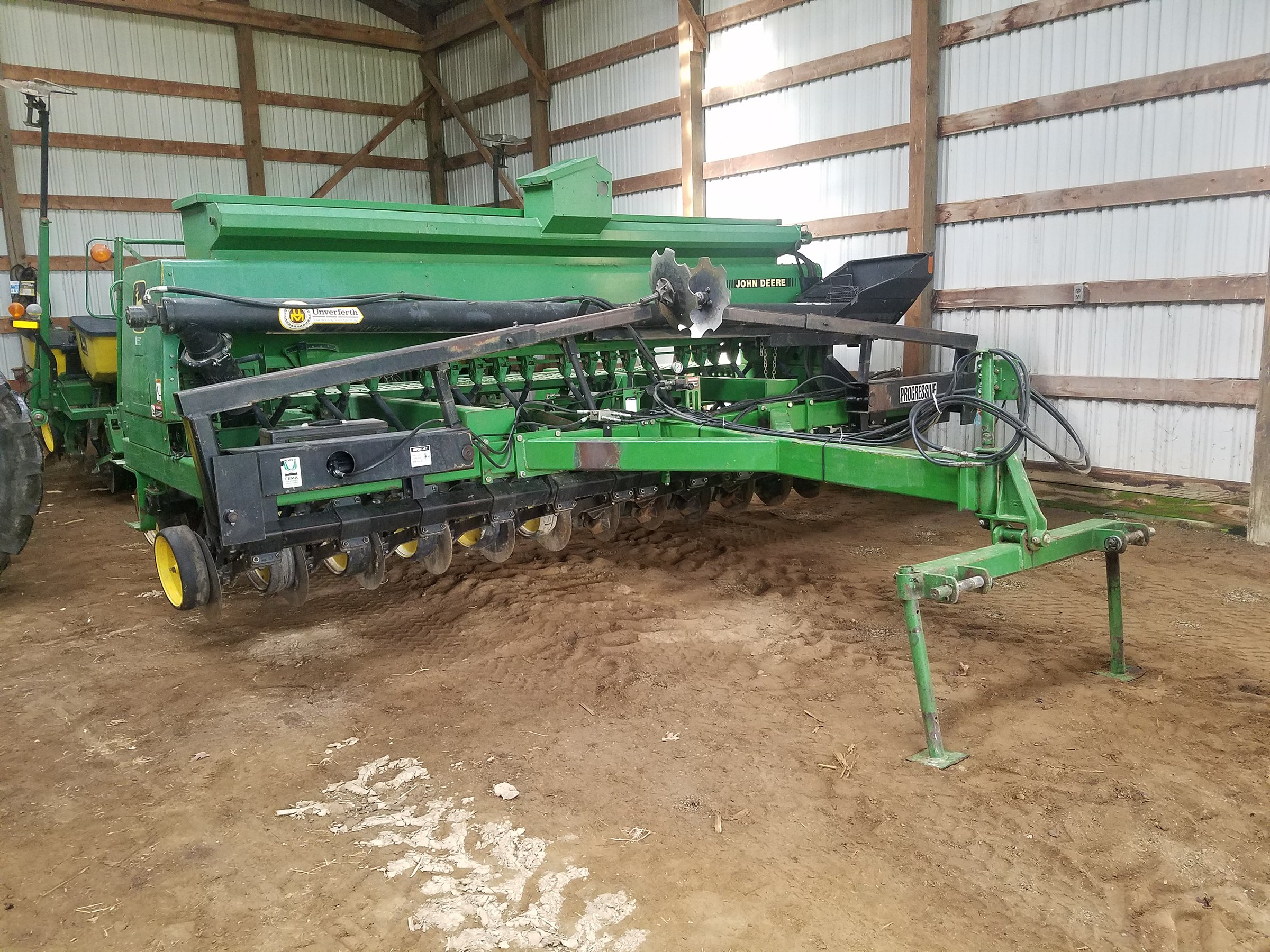Property photo 15 - FARM EQUIPMENT AUCTION IN NOBLE COUNTY, INDIANA