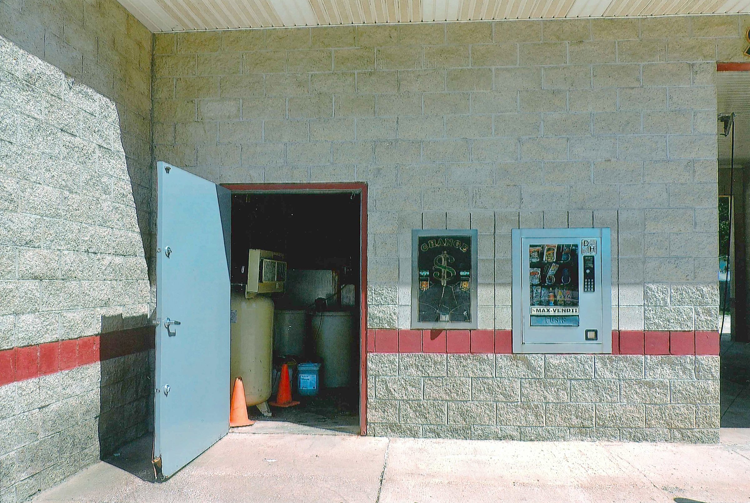 Property photo 5 - REAL ESTATE AUCTION - CAR WASH ON 2 LOTS IN MIAMI COUNTY, INDIANA