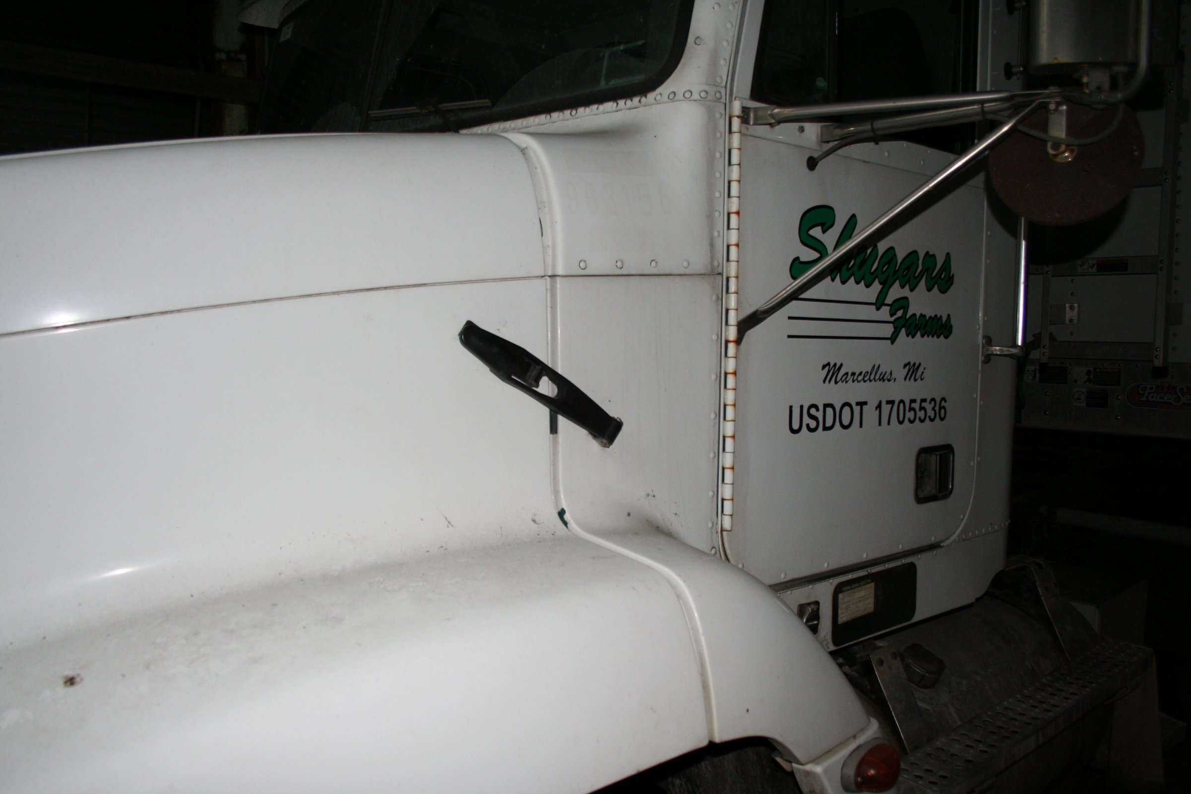 Property photo 124 - FARM EQUIPMENT AUCTION IN VAN BUREN COUNTY, MICHIGAN