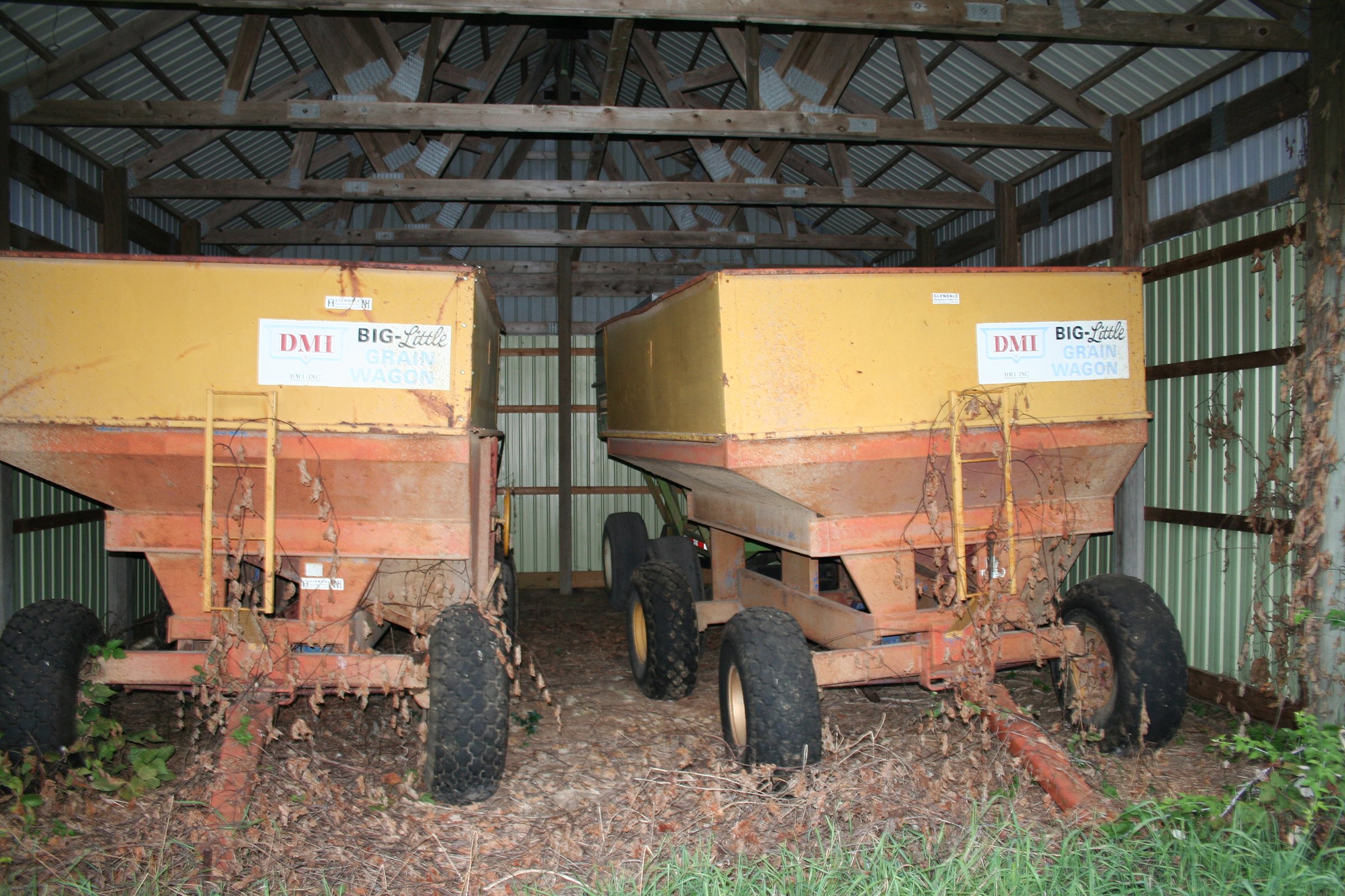 Property photo 100 - FARM EQUIPMENT AUCTION IN VAN BUREN COUNTY, MICHIGAN