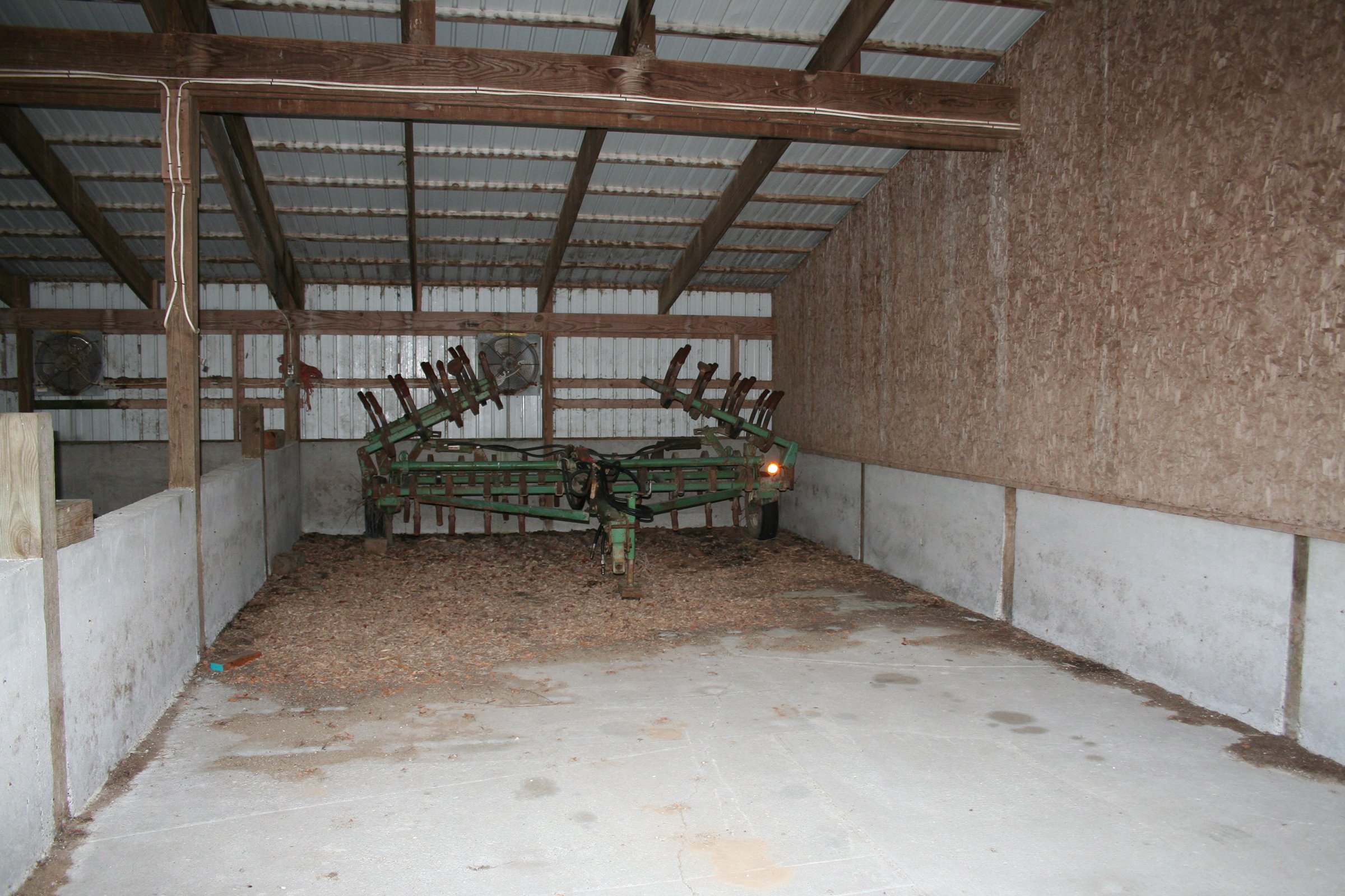 Property photo 103 - FARM EQUIPMENT AUCTION IN VAN BUREN COUNTY, MICHIGAN