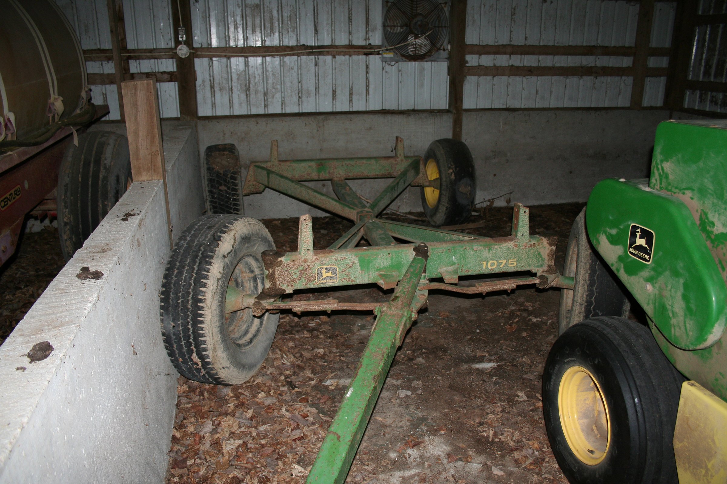 Property photo 128 - FARM EQUIPMENT AUCTION IN VAN BUREN COUNTY, MICHIGAN