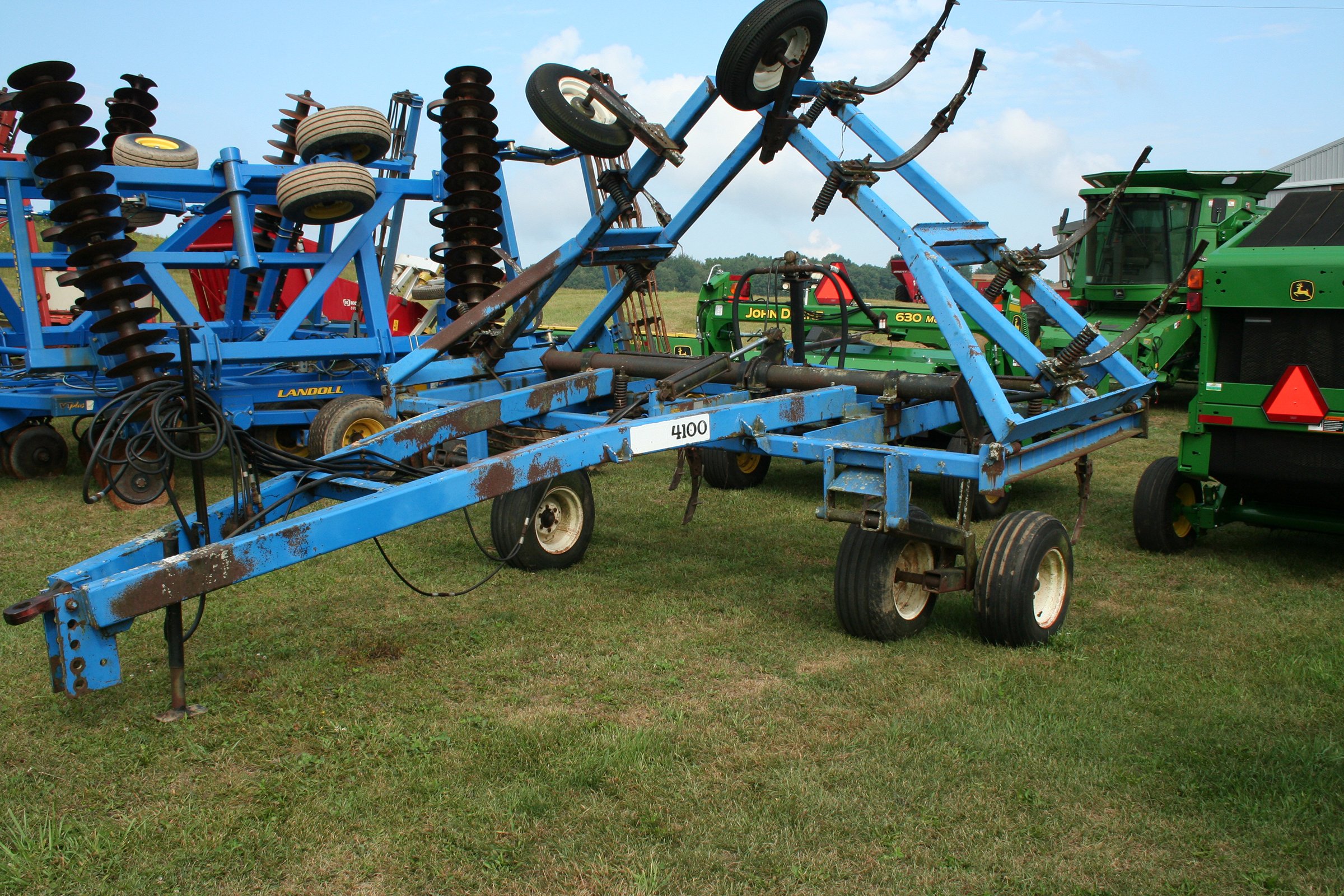Property photo 168 - FARM EQUIPMENT AUCTION IN VAN BUREN COUNTY, MICHIGAN