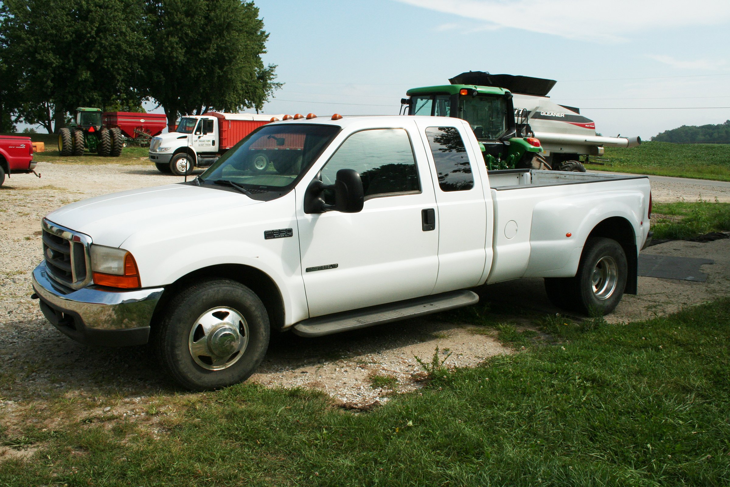 Property photo 115 - FARM EQUIPMENT AUCTION IN VAN BUREN COUNTY, MICHIGAN