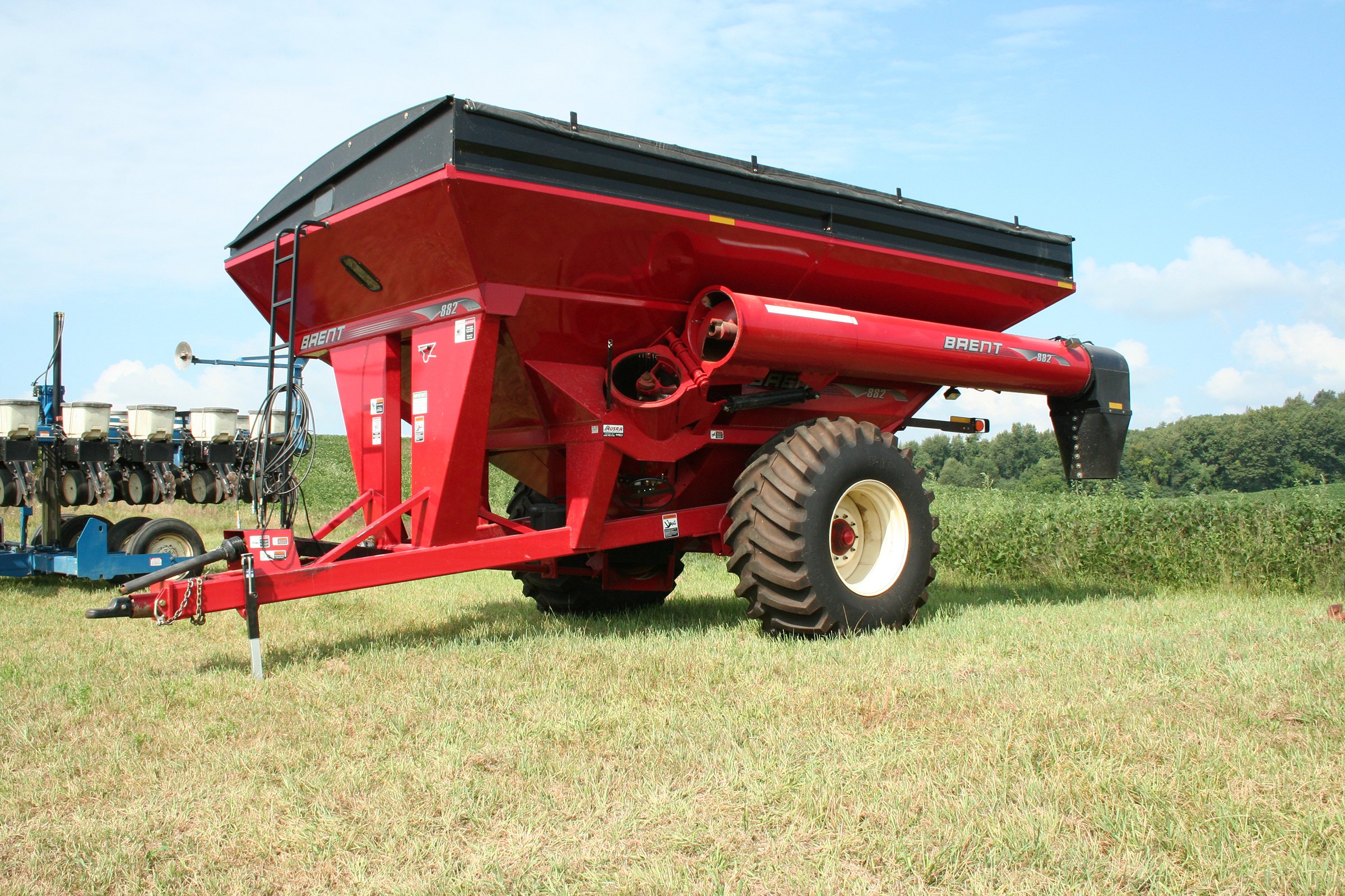 Property photo 16 - FARM EQUIPMENT AUCTION IN VAN BUREN COUNTY, MICHIGAN