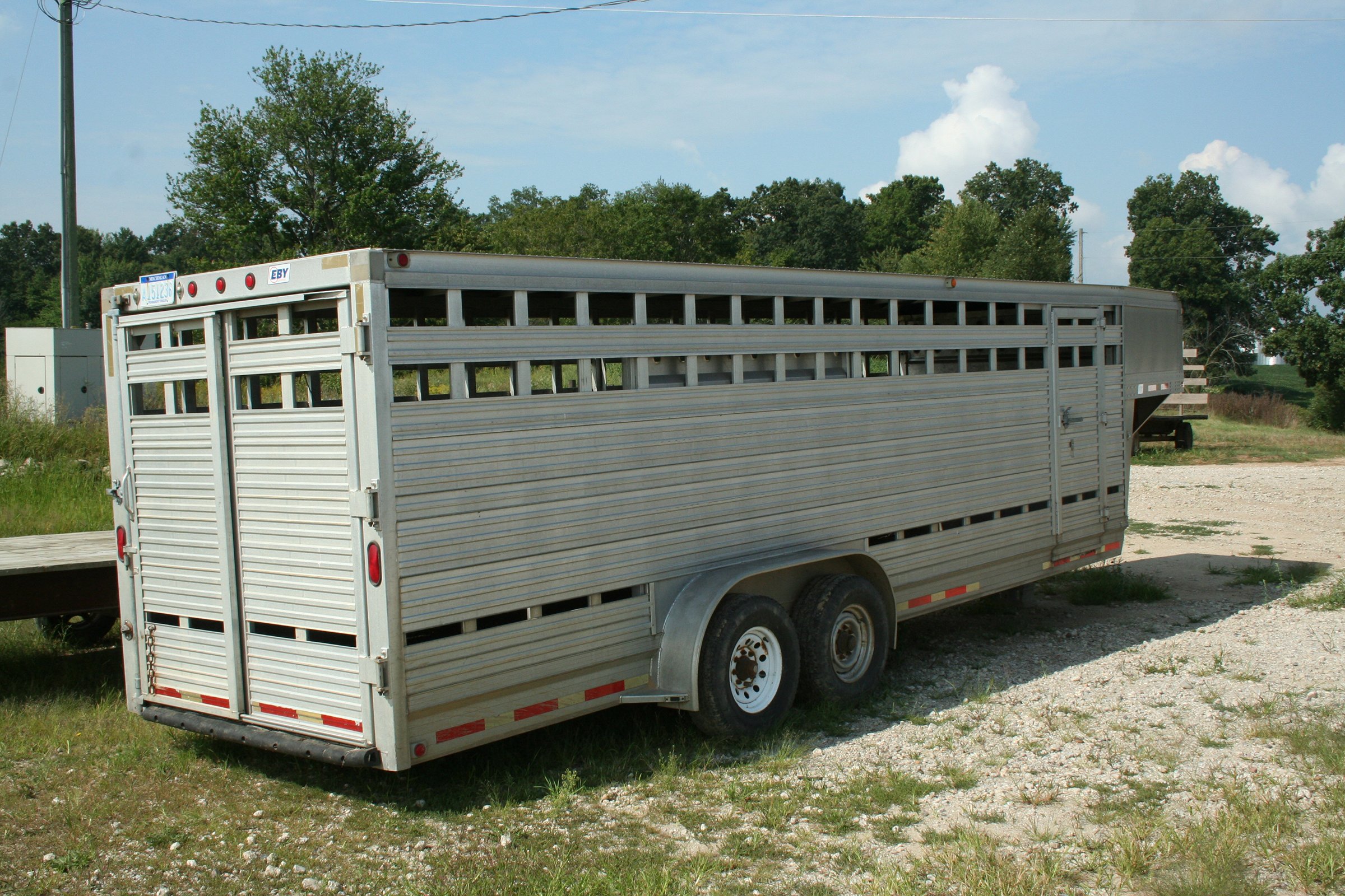 Property photo 31 - FARM EQUIPMENT AUCTION IN VAN BUREN COUNTY, MICHIGAN