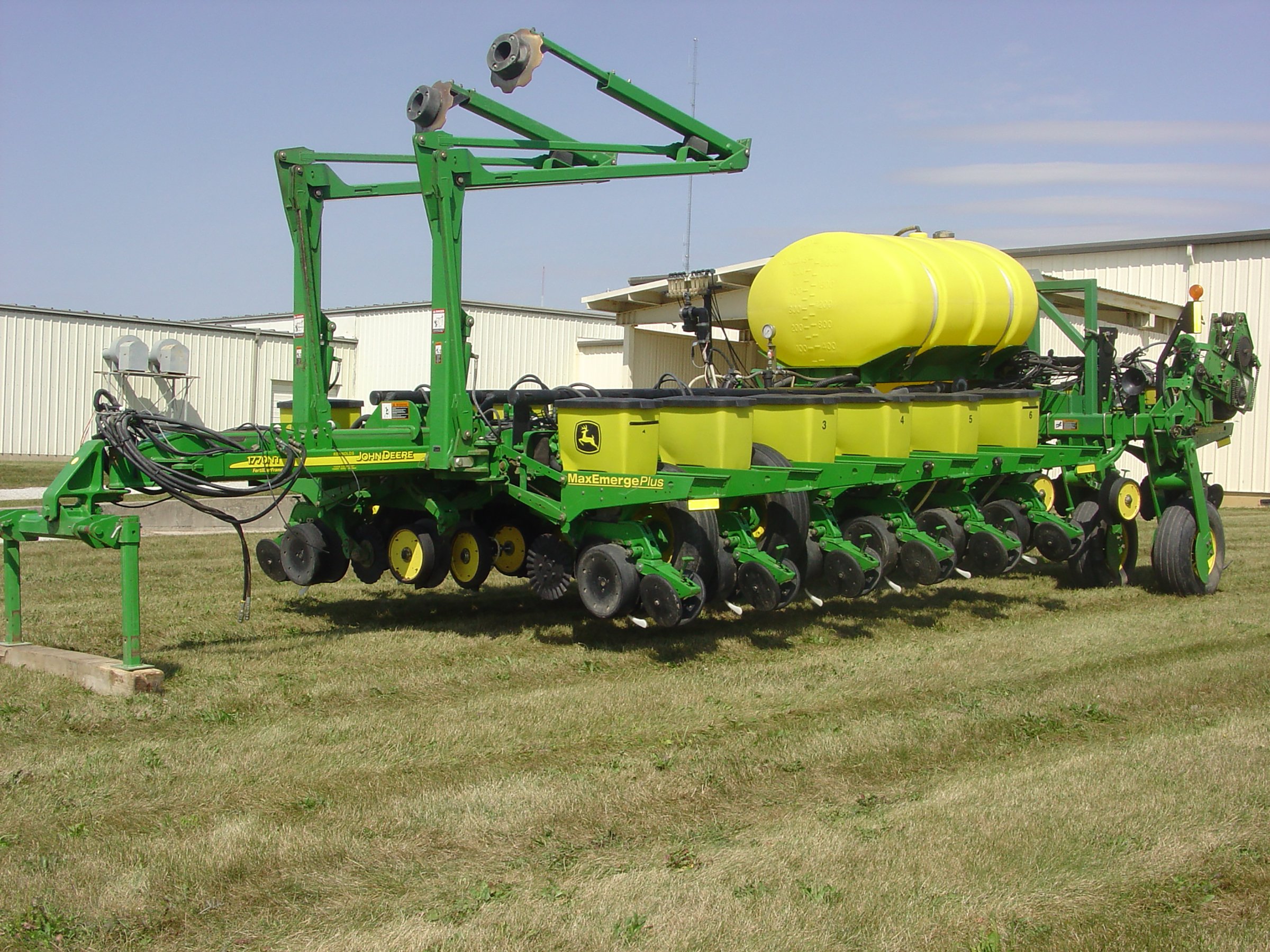 Property photo 14 - FARM EQUIPMENT AUCTION IN HAMILTON COUNTY, INDIANA