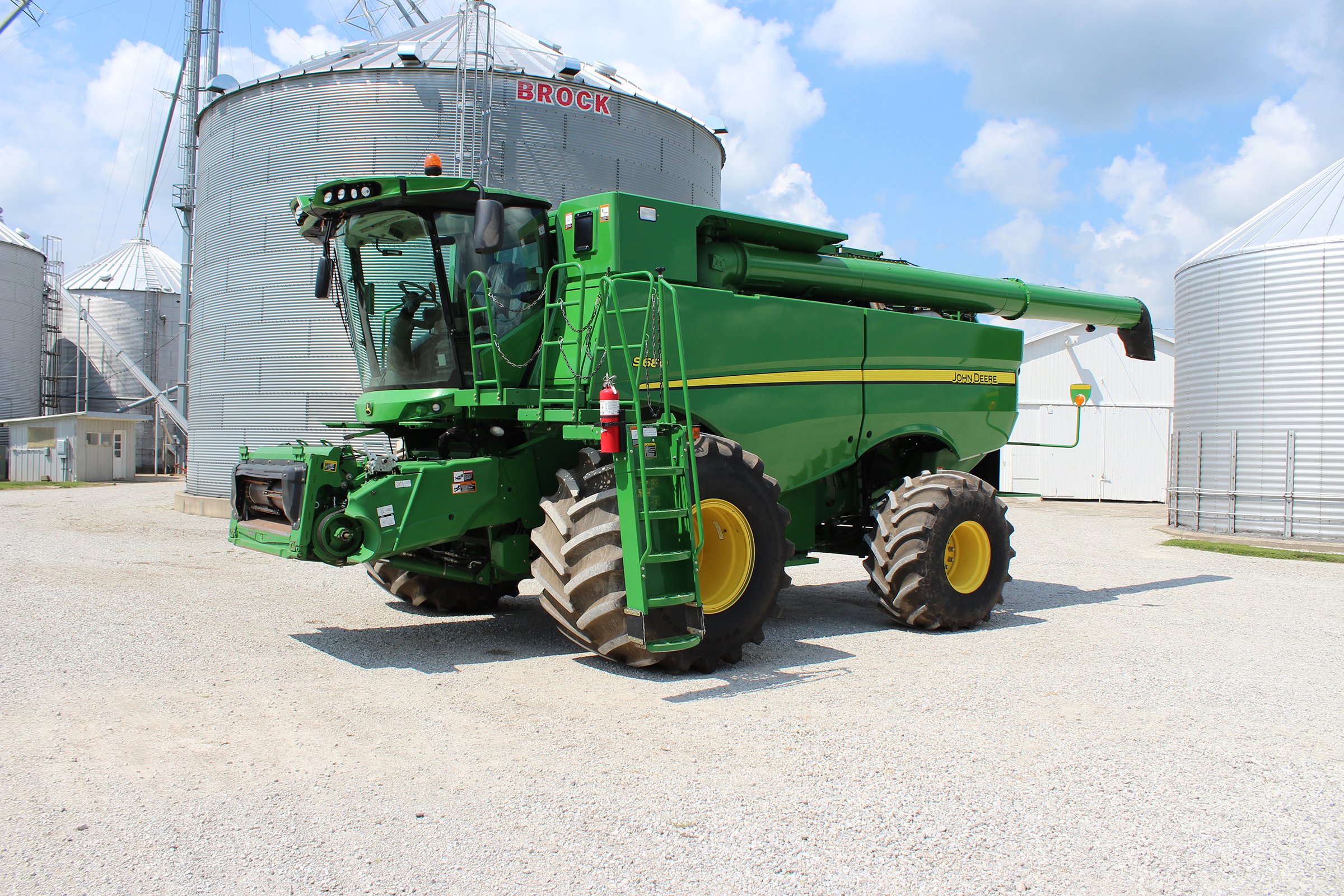 Property photo 3 - FARM EQUIPMENT RETIREMENT AUCTION IN CLINTON COUNTY, INDIANA