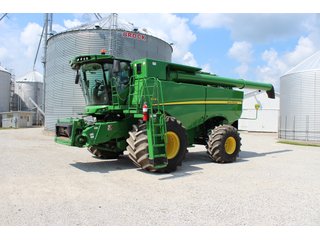 Property photo 3 - FARM EQUIPMENT RETIREMENT AUCTION IN CLINTON COUNTY, INDIANA