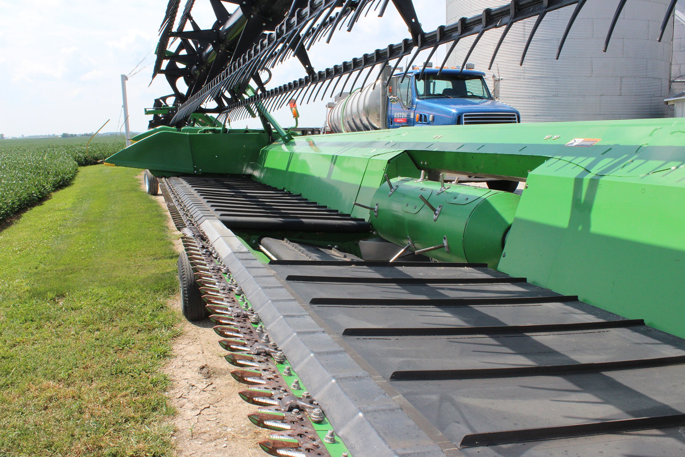 Property photo 23 - FARM EQUIPMENT RETIREMENT AUCTION IN CLINTON COUNTY, INDIANA