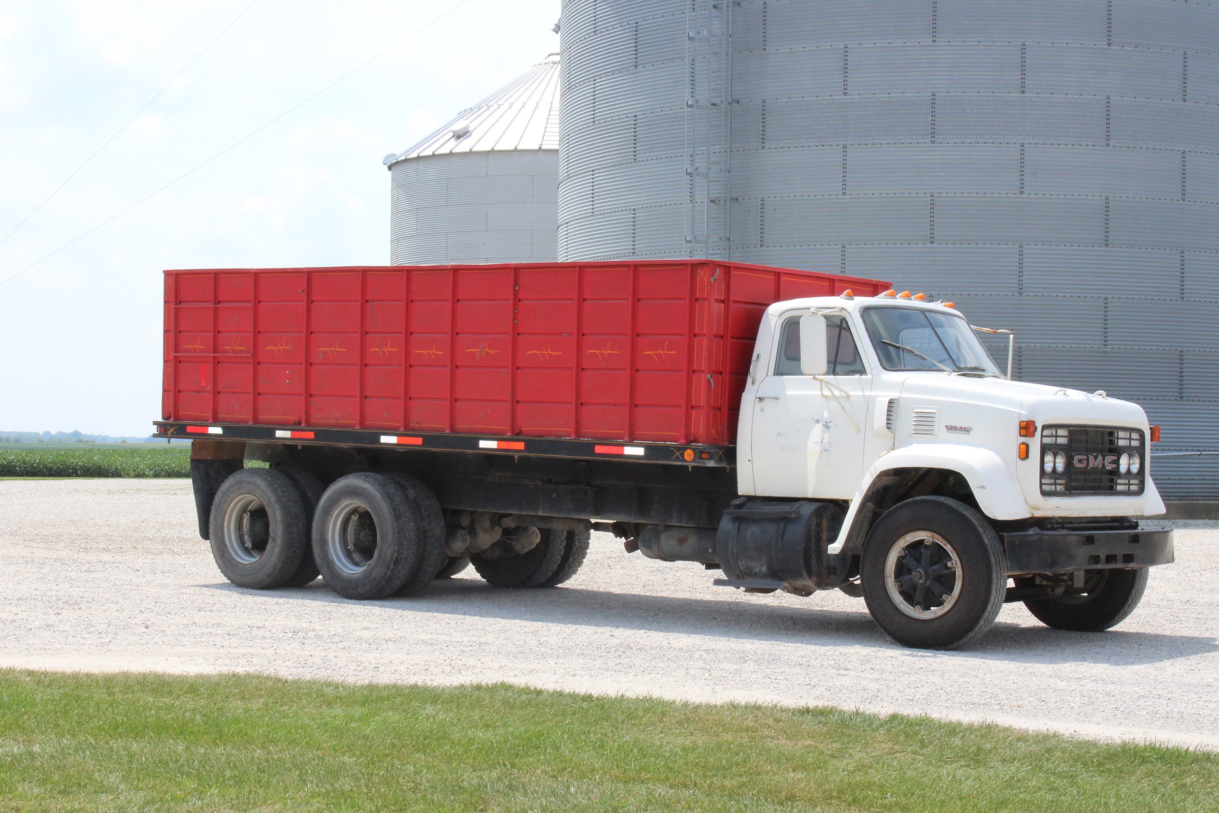 Property photo 41 - FARM EQUIPMENT RETIREMENT AUCTION IN CLINTON COUNTY, INDIANA