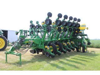 Property photo 14 - FARM EQUIPMENT RETIREMENT AUCTION IN CLINTON COUNTY, INDIANA