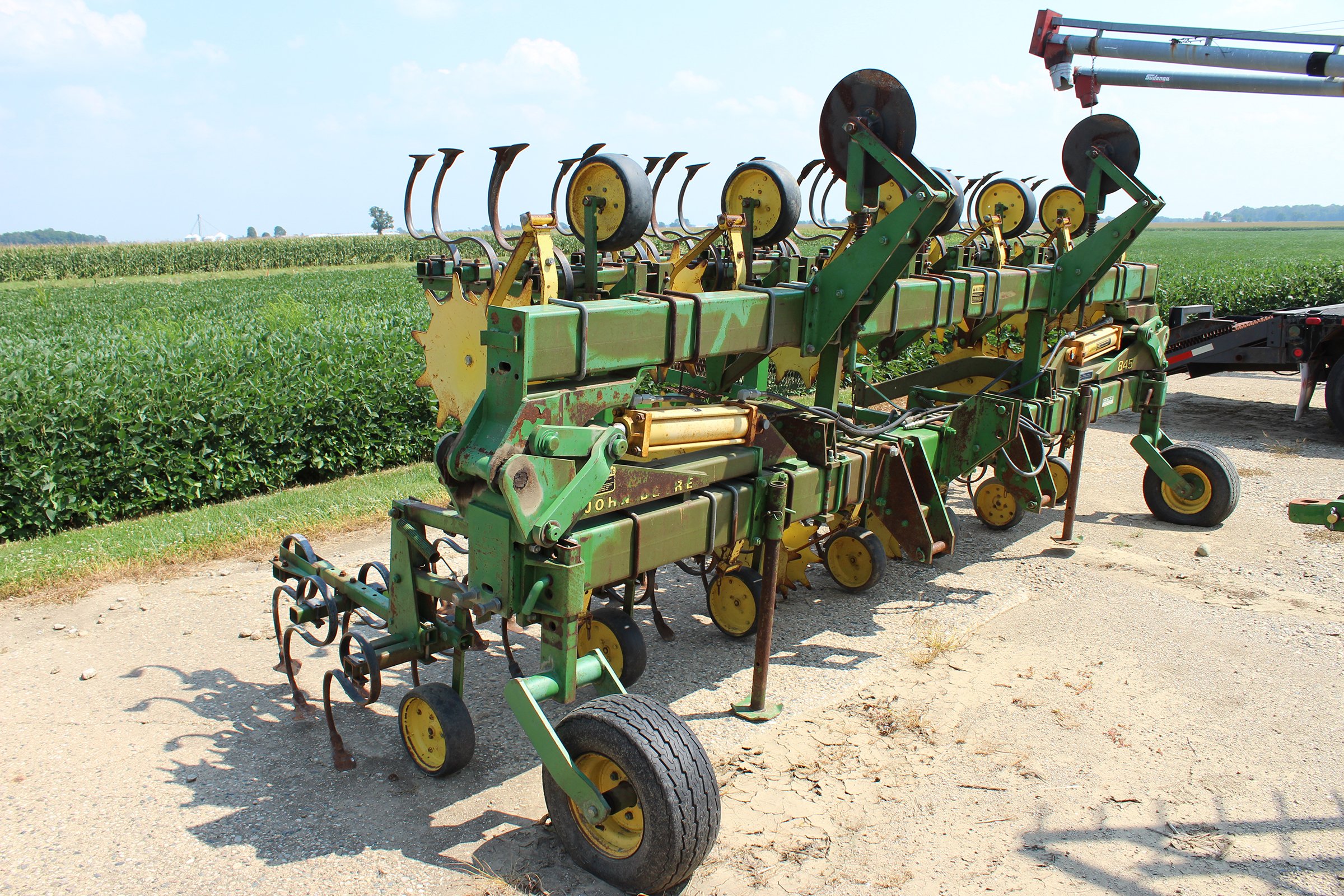Property photo 28 - FARM EQUIPMENT RETIREMENT AUCTION IN CLINTON COUNTY, INDIANA