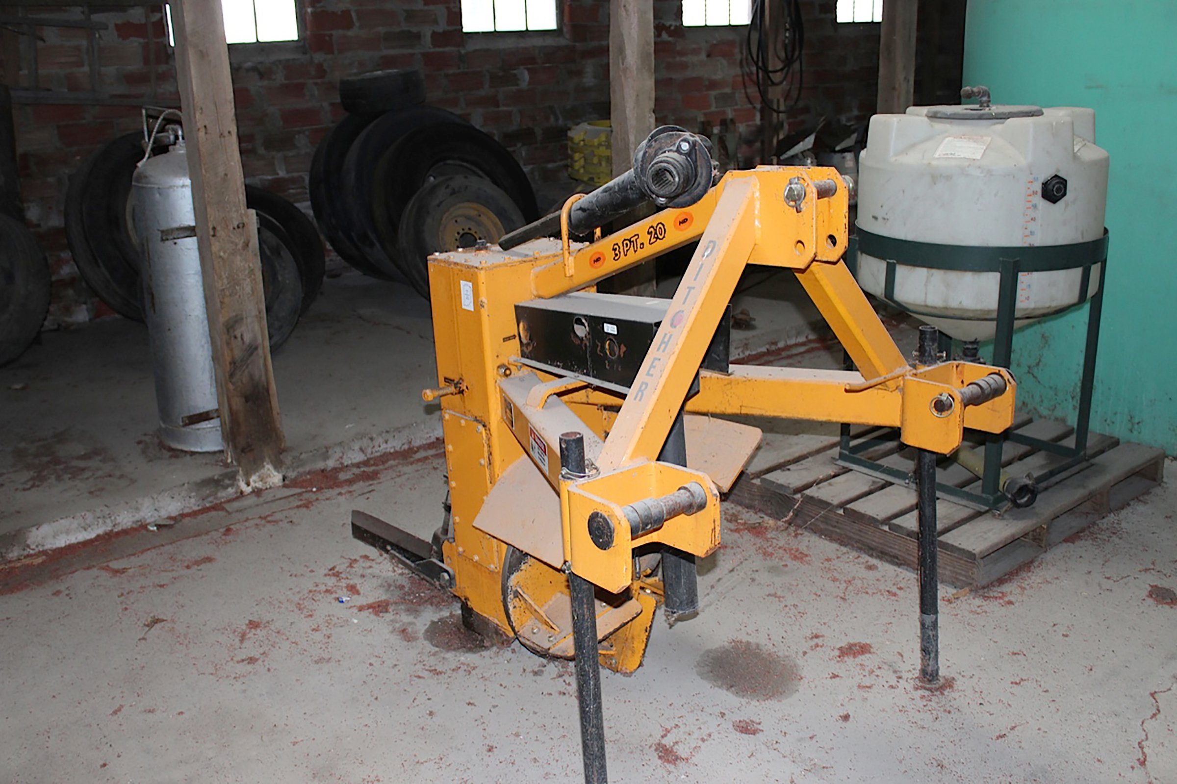 Property photo 39 - FARM EQUIPMENT RETIREMENT AUCTION IN CLINTON COUNTY, INDIANA