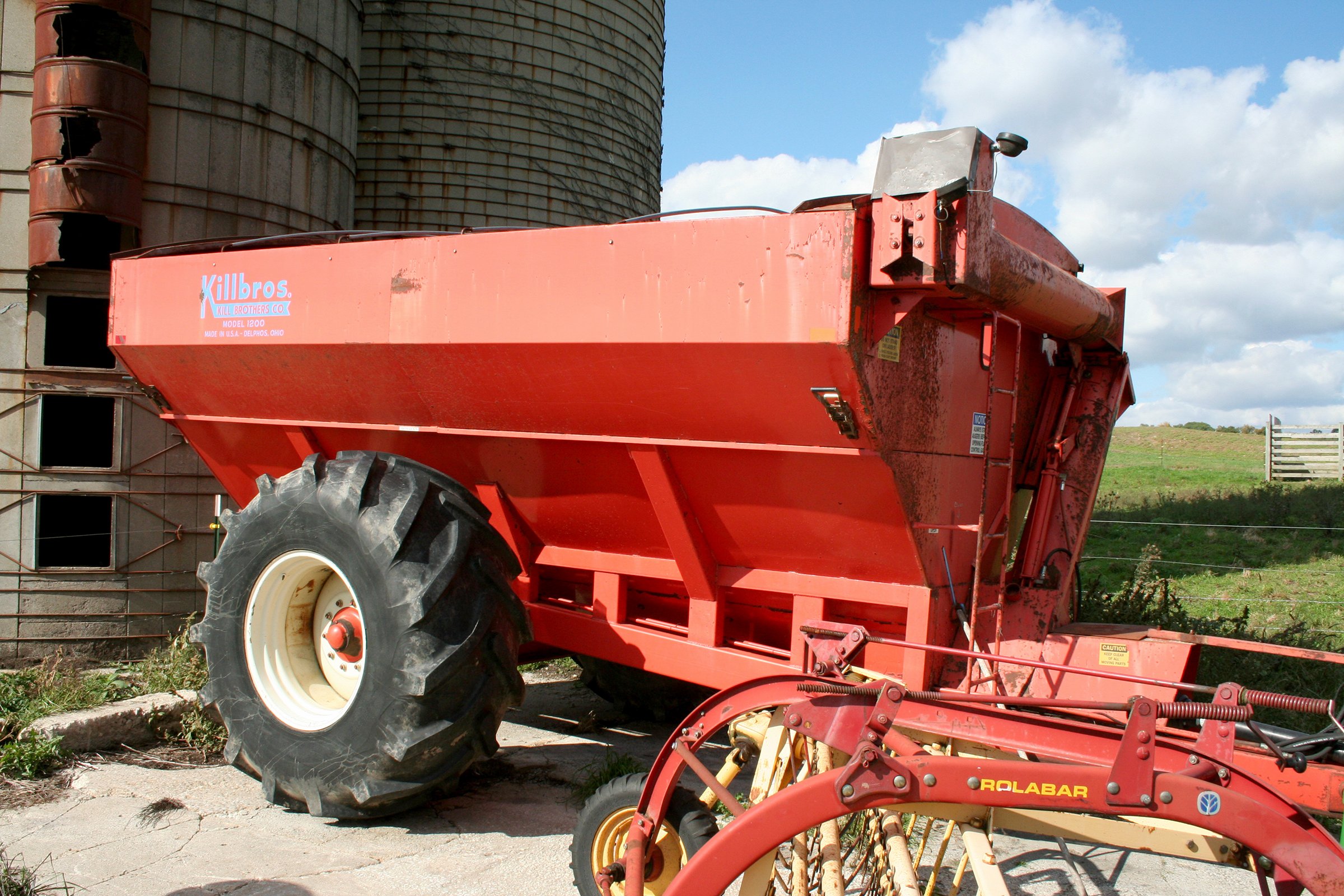 Property photo 46 - AREA FARMERS & CONTRACTORS EQUIPMENT AUCTION IN SOUTHERN CASS CO., MICHIGAN