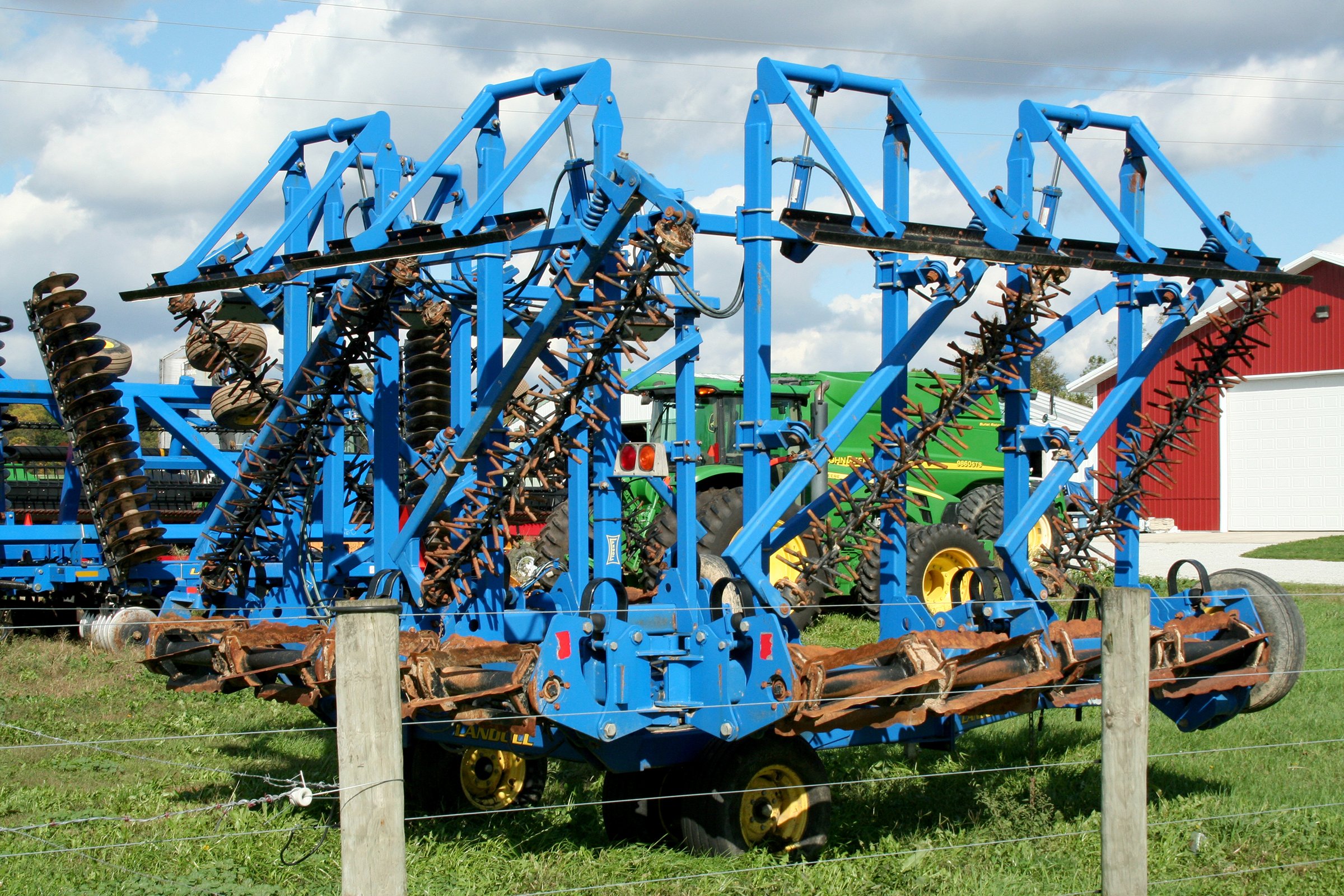 Property photo 39 - AREA FARMERS & CONTRACTORS EQUIPMENT AUCTION IN SOUTHERN CASS CO., MICHIGAN