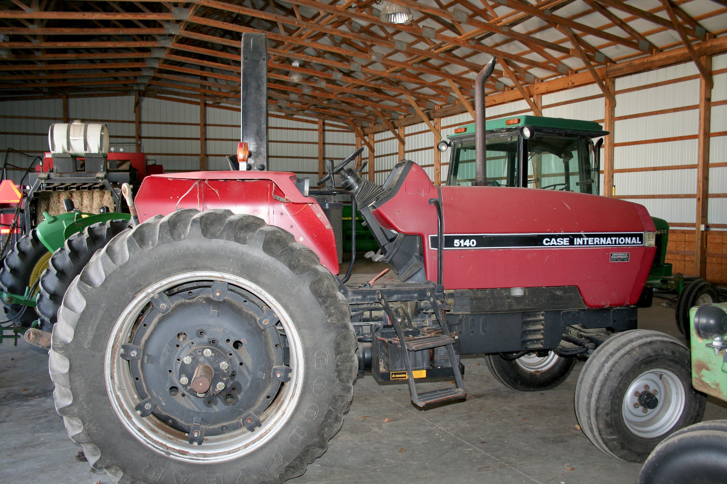 Property photo 6 - AREA FARMERS & CONTRACTORS EQUIPMENT AUCTION IN SOUTHERN CASS CO., MICHIGAN