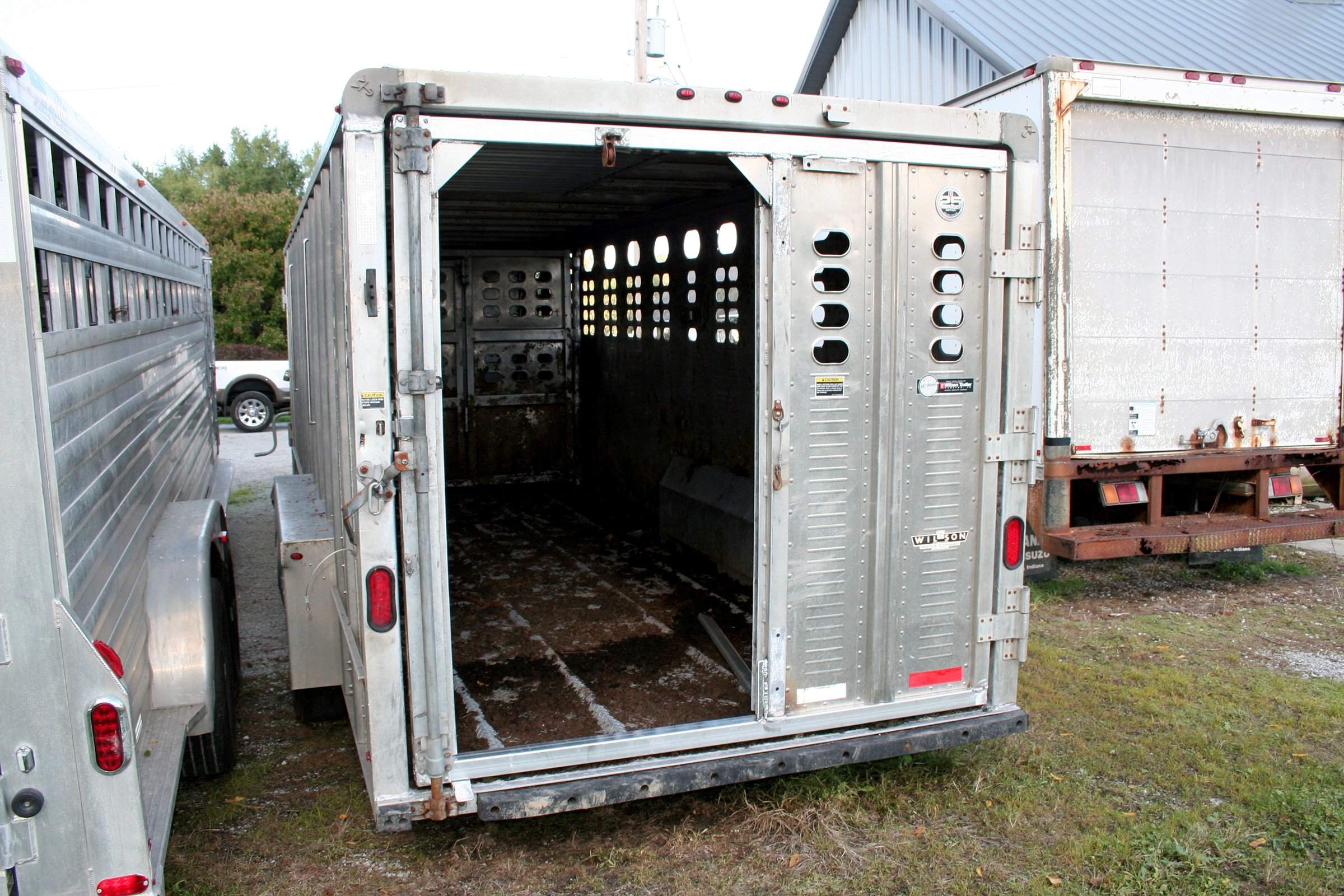 Property photo 9 - AREA FARMERS & CONTRACTORS EQUIPMENT AUCTION IN SOUTHERN CASS CO., MICHIGAN