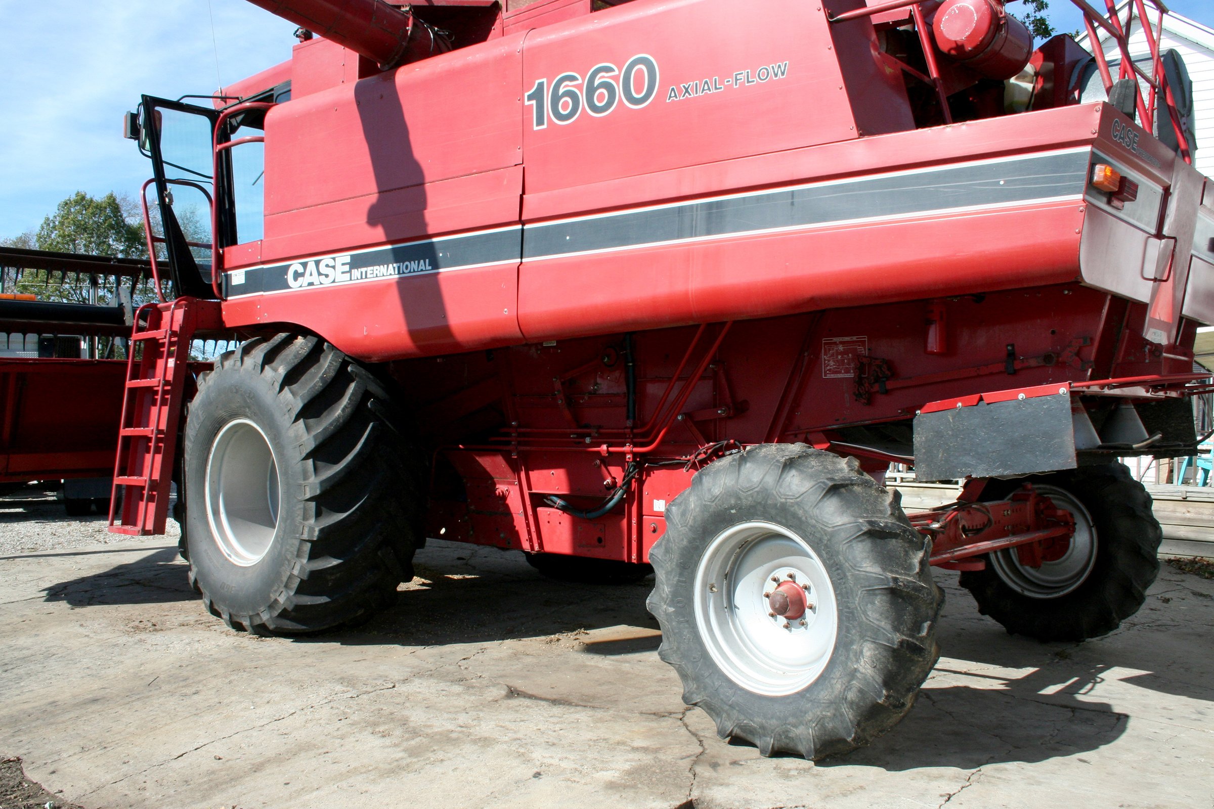 Property photo 22 - AREA FARMERS & CONTRACTORS EQUIPMENT AUCTION IN SOUTHERN CASS CO., MICHIGAN