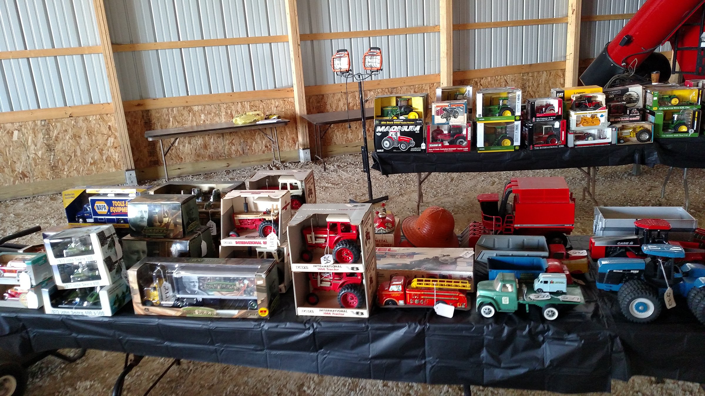 Property photo 401 - LARGE TOY AUCTION IN WHITLEY COUNTY, INDIANA